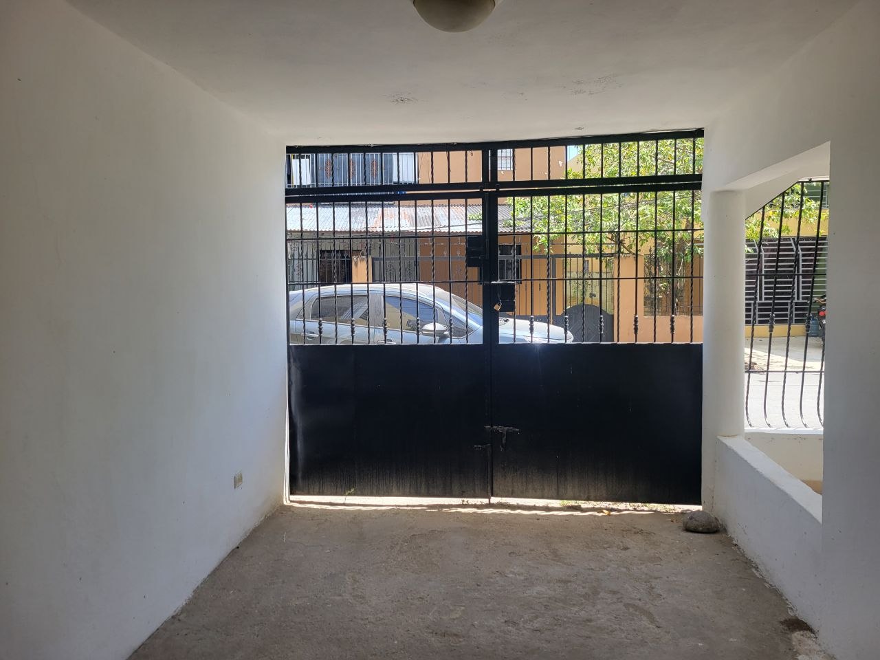 Casa En Alquiler Ubicada En Boca Chica Calle Hilda Gutiérrez Entrada E Foto 7319378-12.jpg