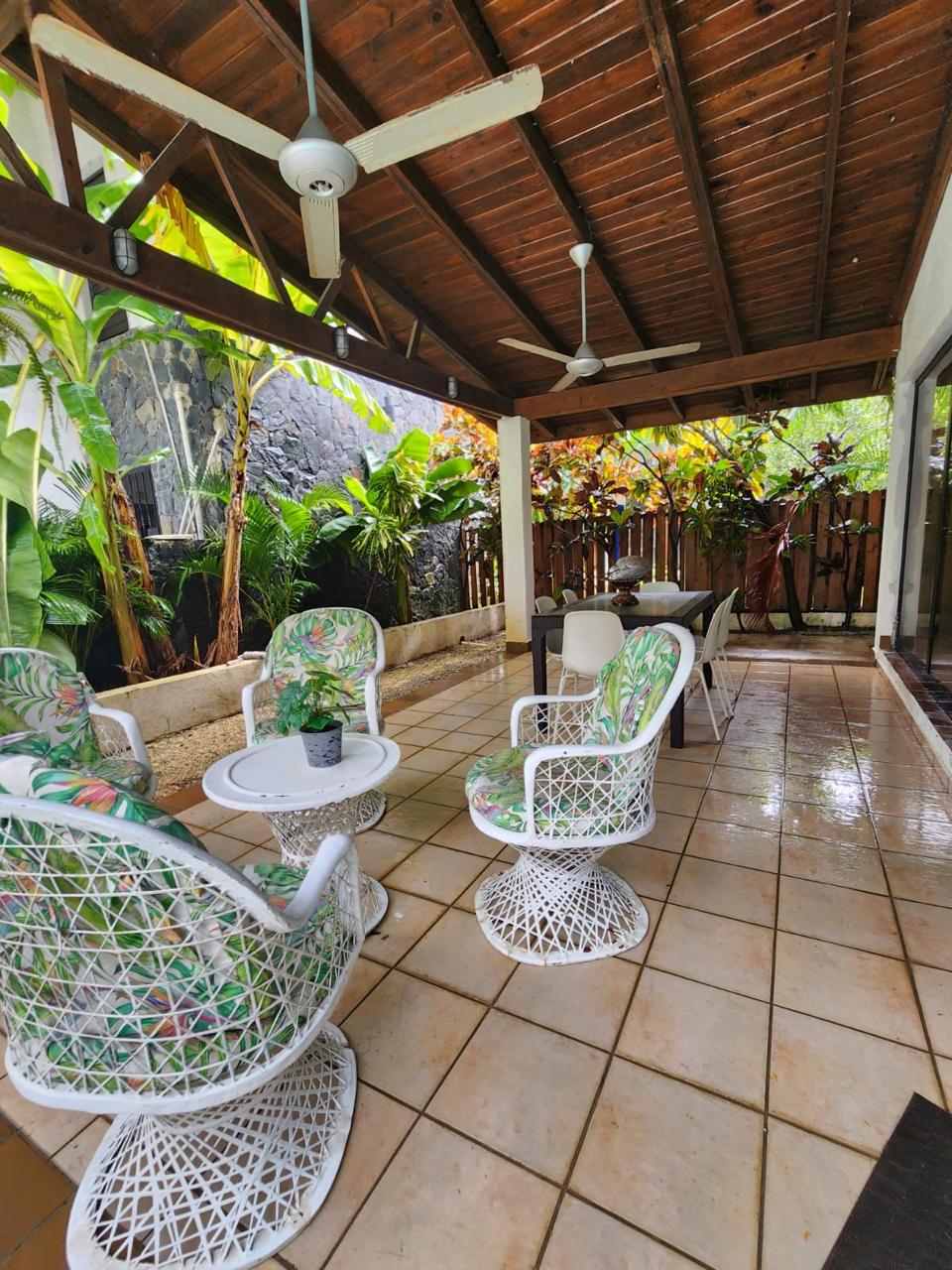 ????Villa estilo rancho en Metro Country Club – Juan Dolio Foto 7319387-5.jpg