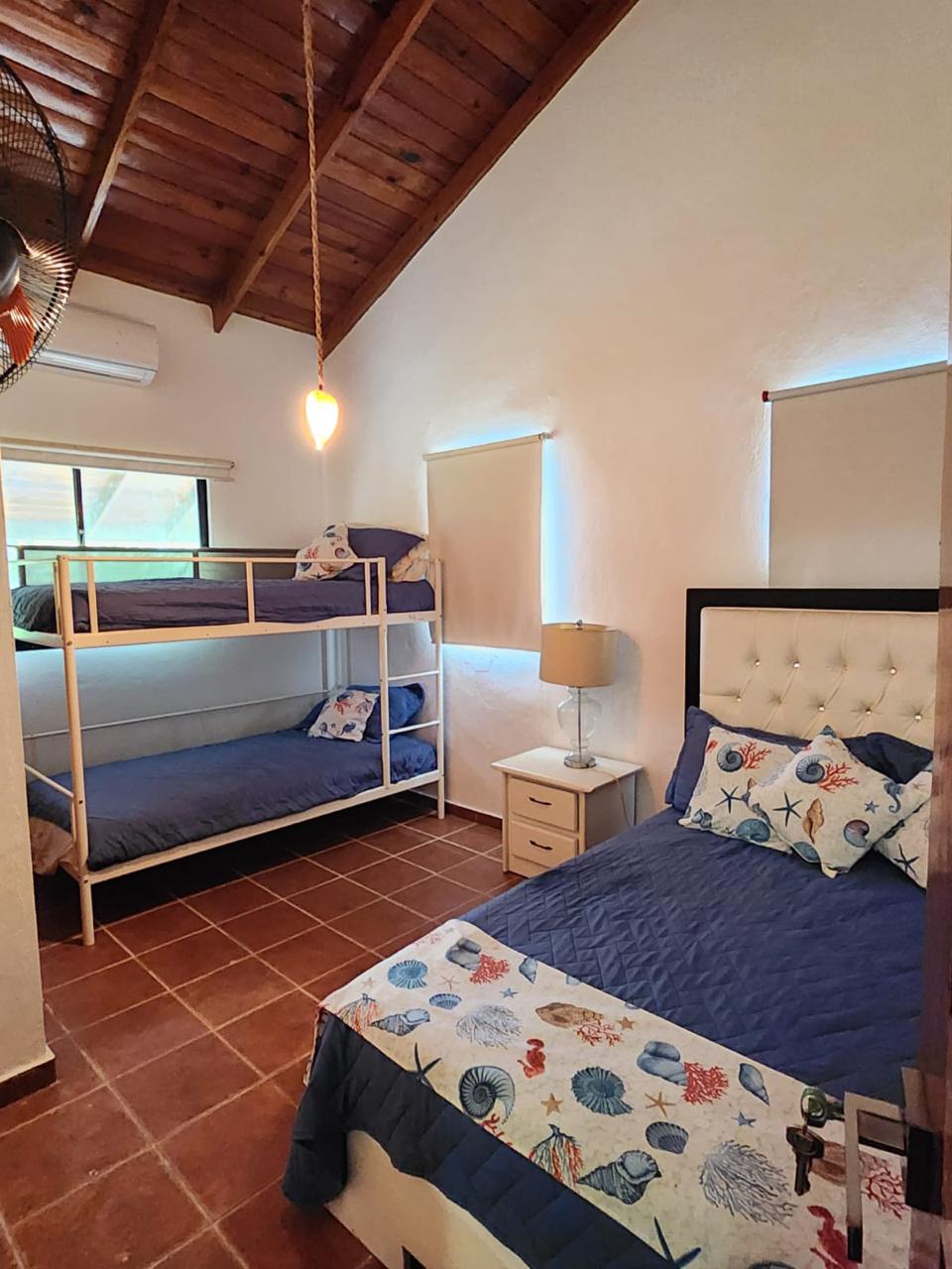 ????Villa estilo rancho en Metro Country Club – Juan Dolio Foto 7319387-9.jpg