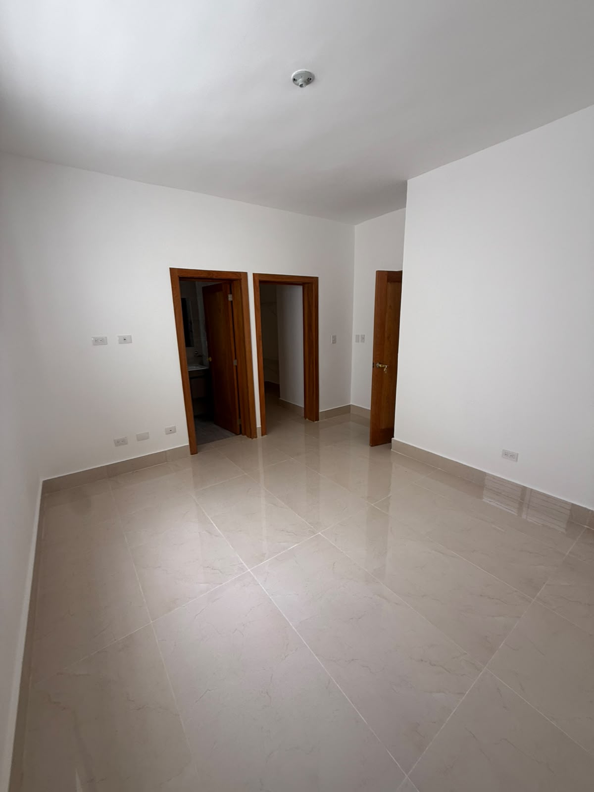 APARTAMENTO EN VENTA O RENTA  PROYECTO LLANO DORADO EL DORADO Foto 7319422-3.jpg