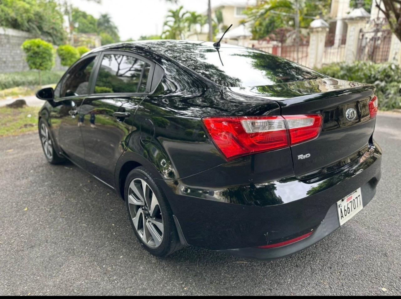 kia Rio 2016    Foto 7319446-5.jpg