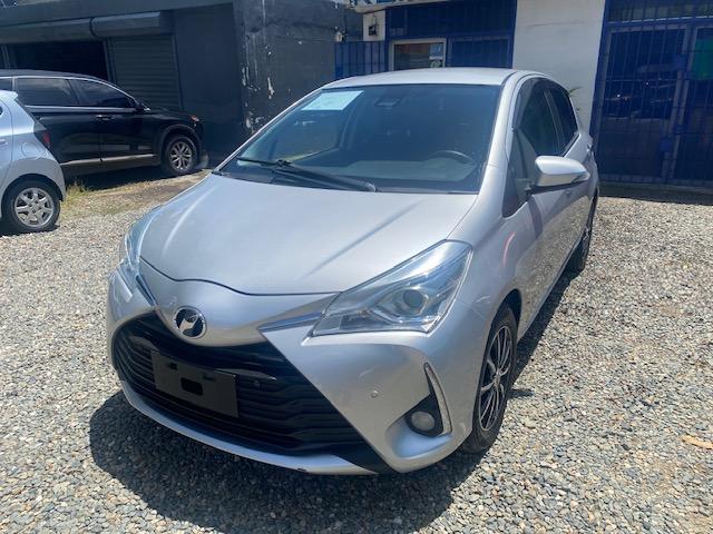 TOYOTA VITZ RECIEN IMPORTADO AÑO 2020 EXCELENTES CONDICIONES Foto 7319588-1.jpg