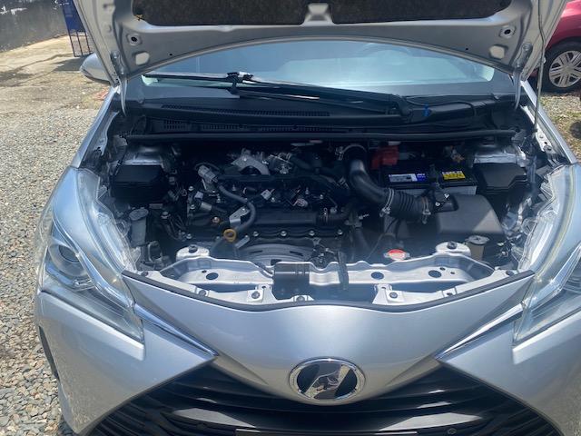 TOYOTA VITZ RECIEN IMPORTADO AÑO 2020 EXCELENTES CONDICIONES Foto 7319588-11.jpg