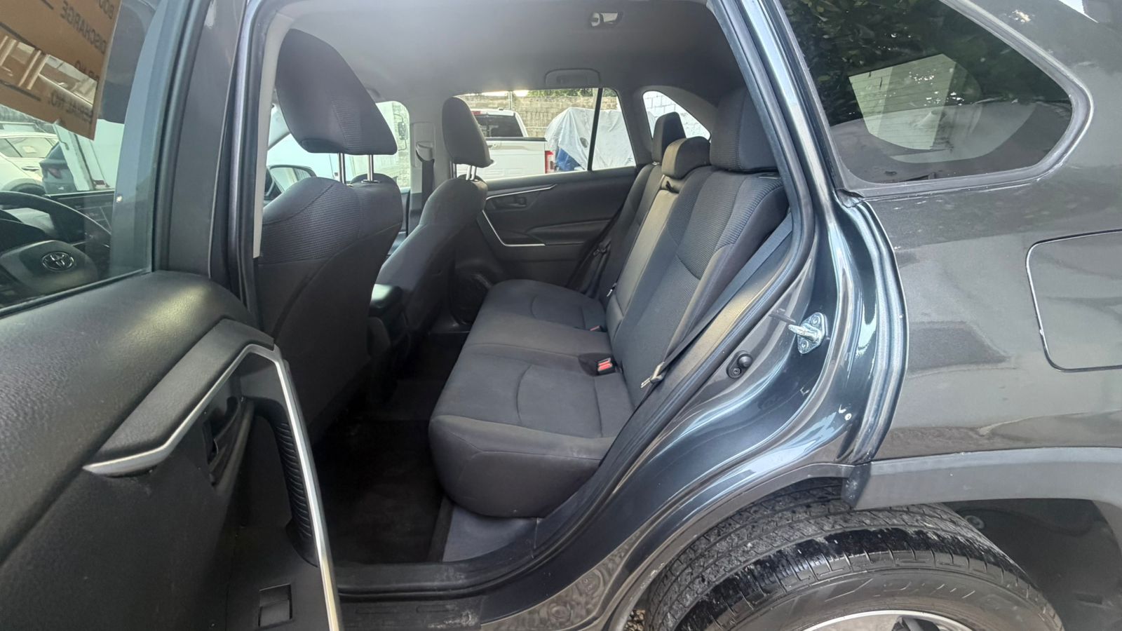 Toyota RAV4 LE 2020 Foto 7319607-4.jpg