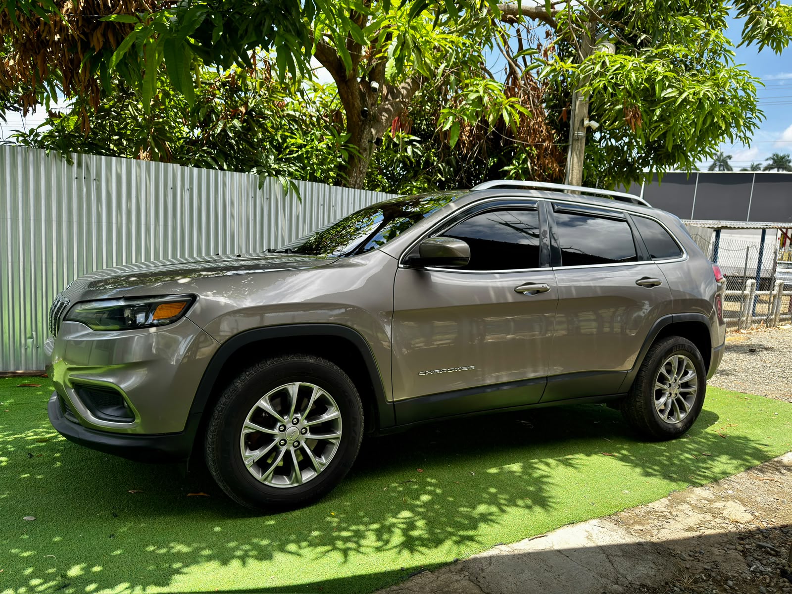 Jeep Cherokee 2020 Gasolina Foto 7319717-6.jpg