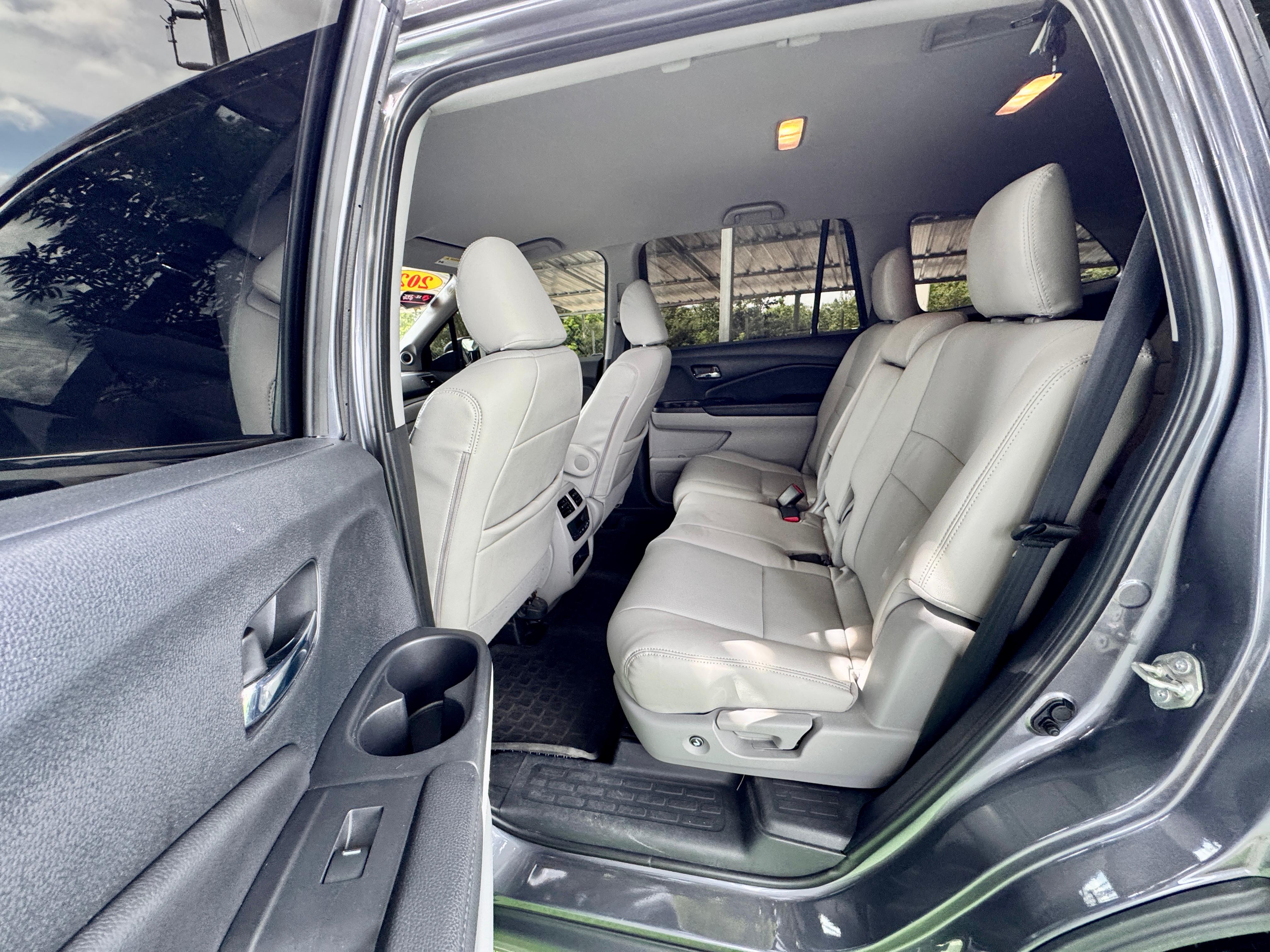 2020 Honda Pilot AWD  Foto 7319724-10.jpg