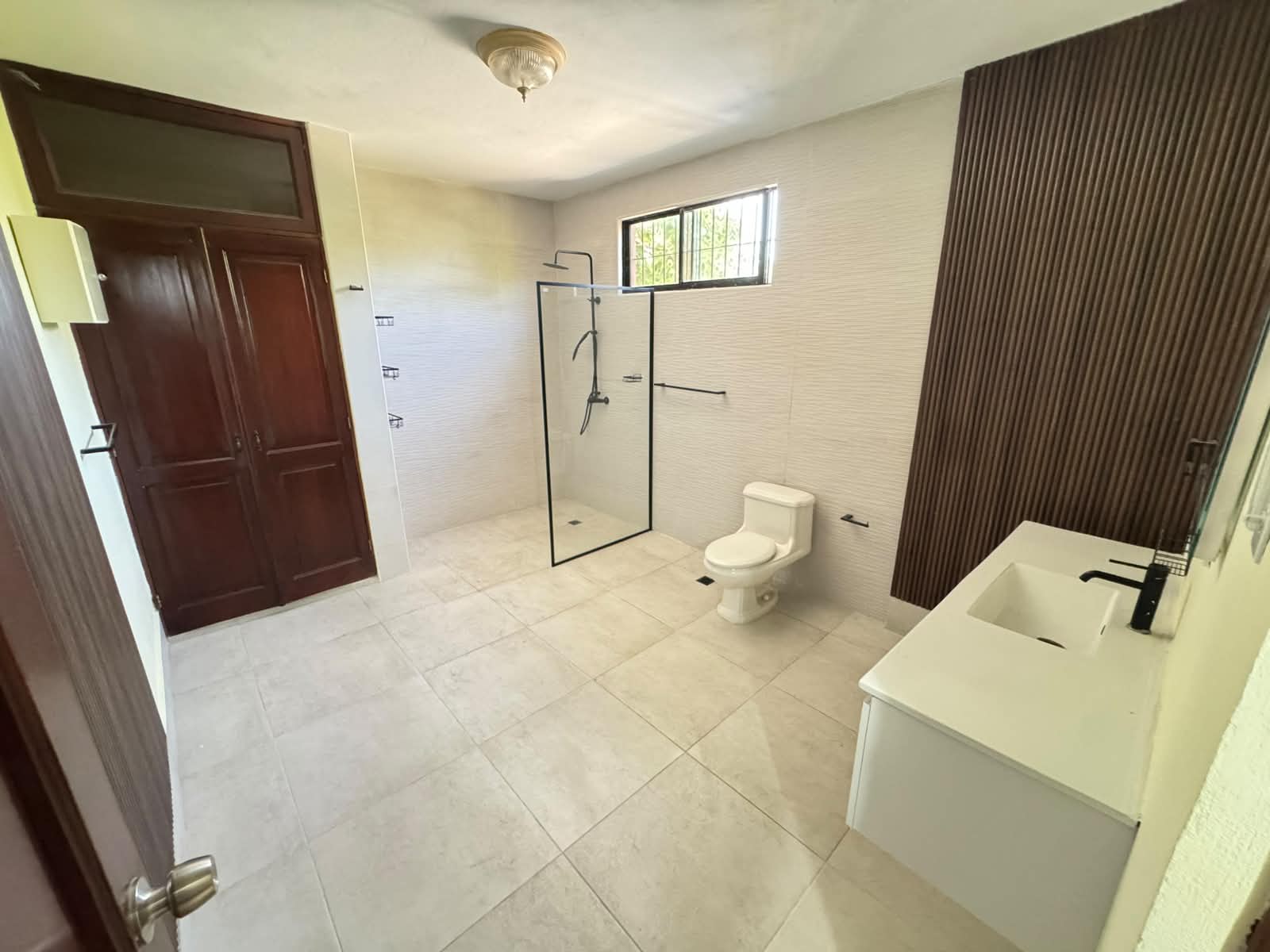 Casa en Venta LOS ROS USD 675000.00  CARACTERSTICAS DE LA CASA  - 845  Foto 7319751-12.jpg