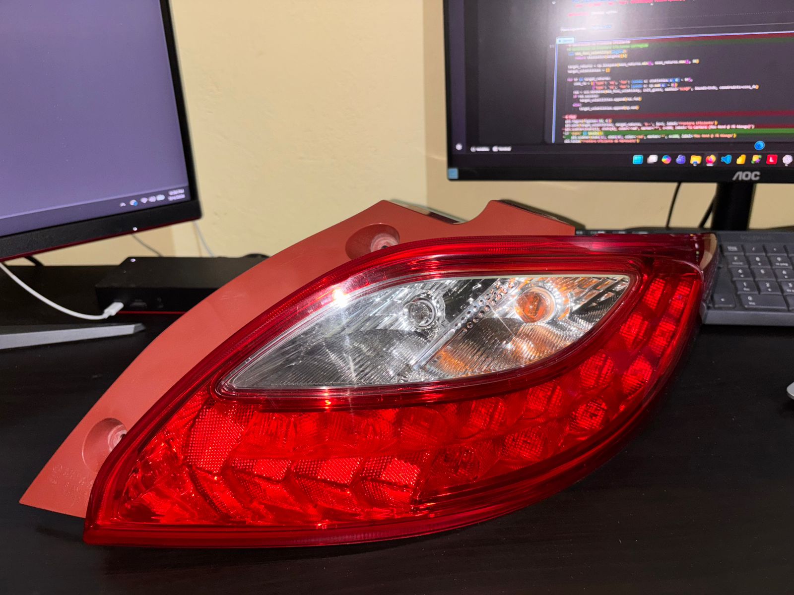 Luz Trasera Derecha Mazda Demio Skyactiv 2014 Foto 7319937-5.jpg