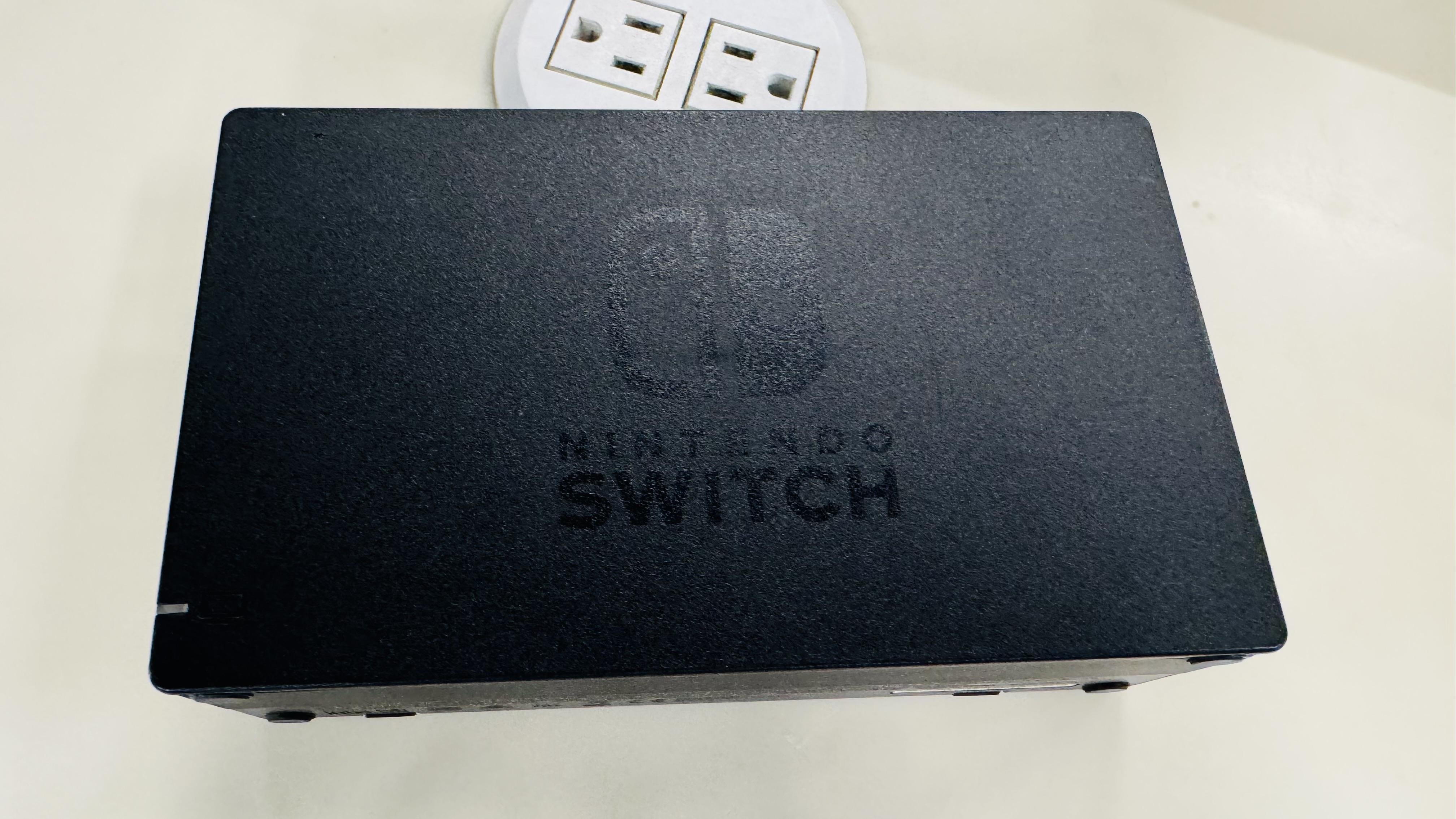 NINTENDO SWITCH V2 NITIDO Foto 7319992-6.jpg
