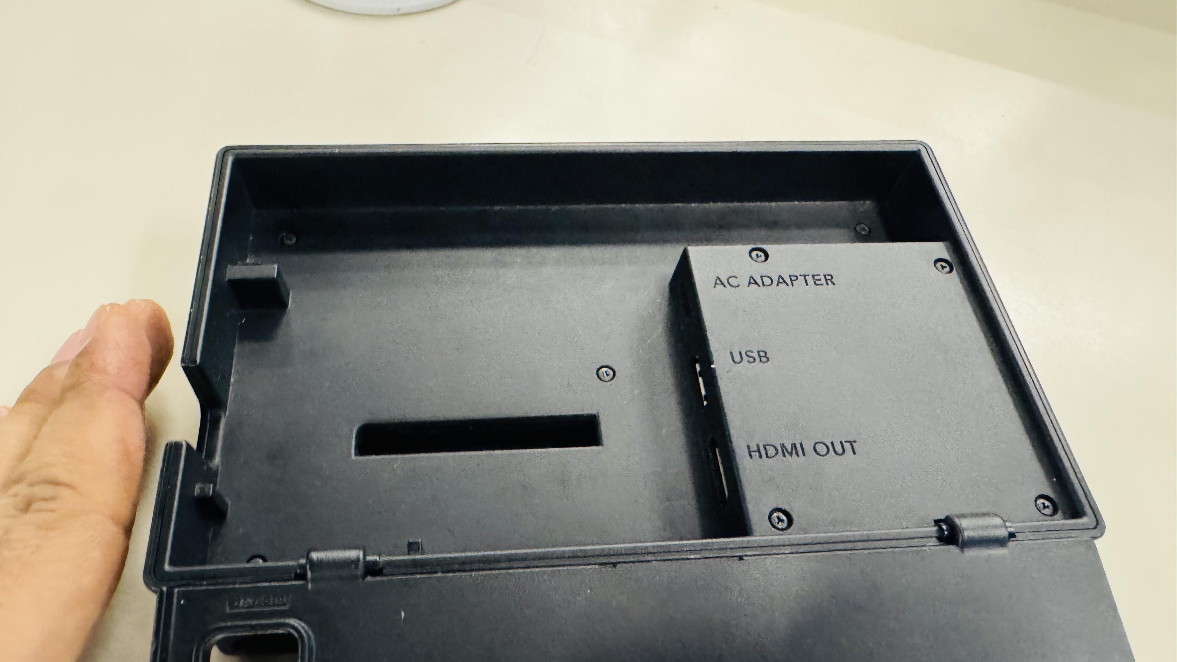 NINTENDO SWITCH V2 NITIDO Foto 7319992-8.jpg