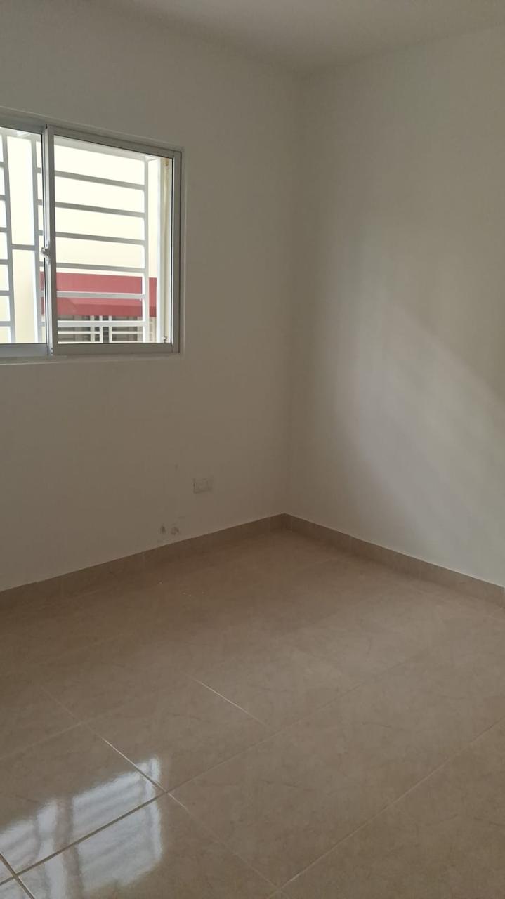Alquiler de Apartamento próximo a la Av. Jacobo Majluta. Foto 7320219-3.jpg