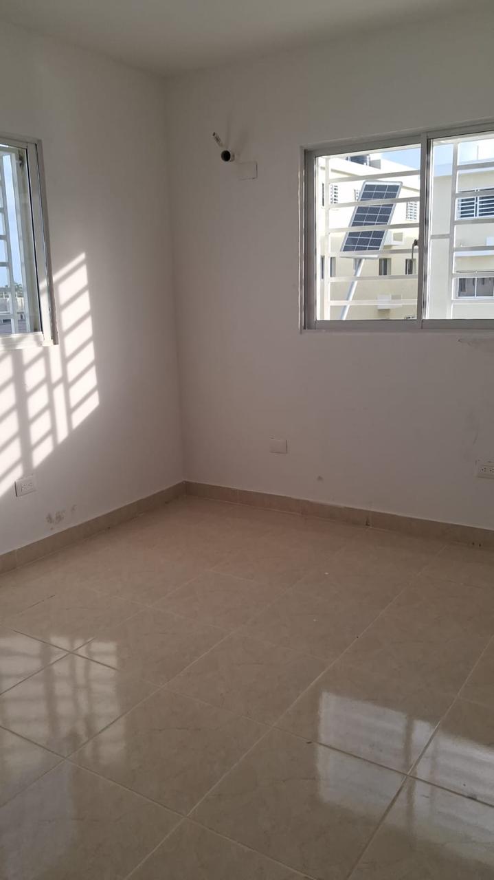 Alquiler de Apartamento próximo a la Av. Jacobo Majluta. Foto 7320219-6.jpg