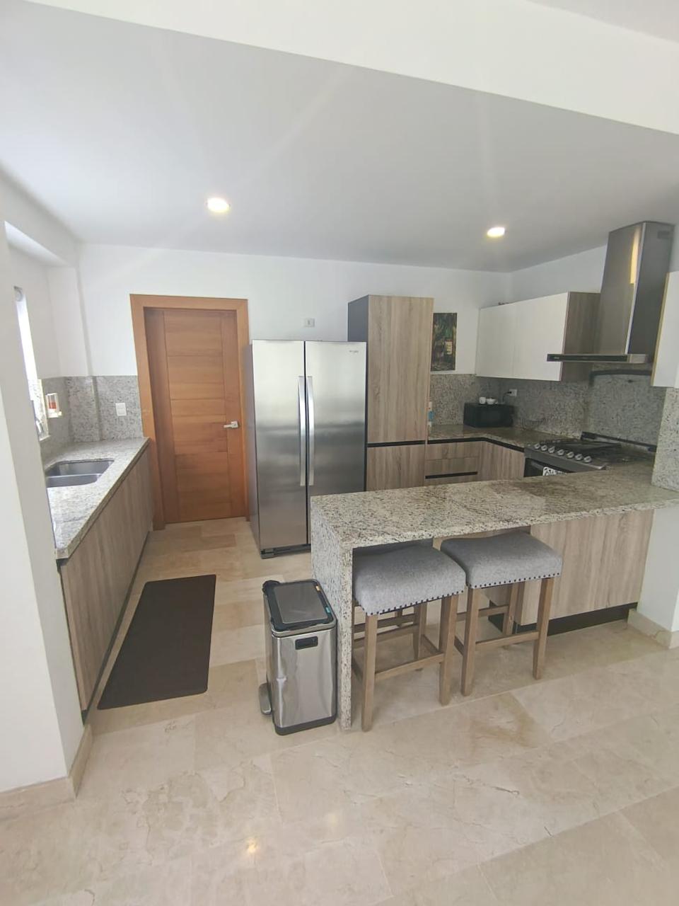 Venta o Renta en Bella Vista Sur. Foto 7320230-1.jpg