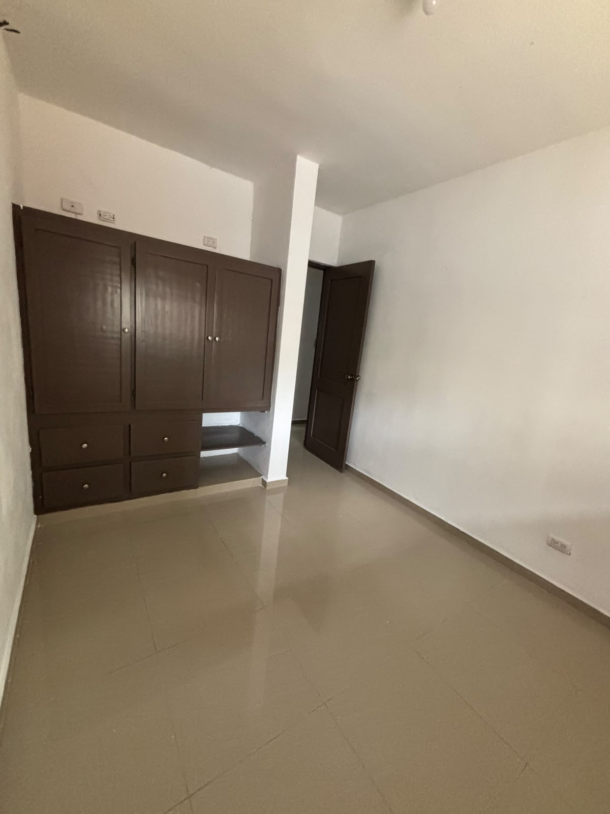 Alquiler Apartamento 3 Habitaciones En Residencial Cerrado Santo Domin Foto 7320244-3.jpg