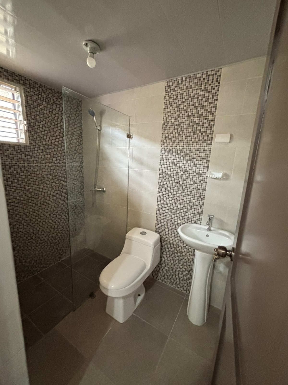 Alquiler Apartamento 3 Habitaciones En Residencial Cerrado Santo Domin Foto 7320244-7.jpg