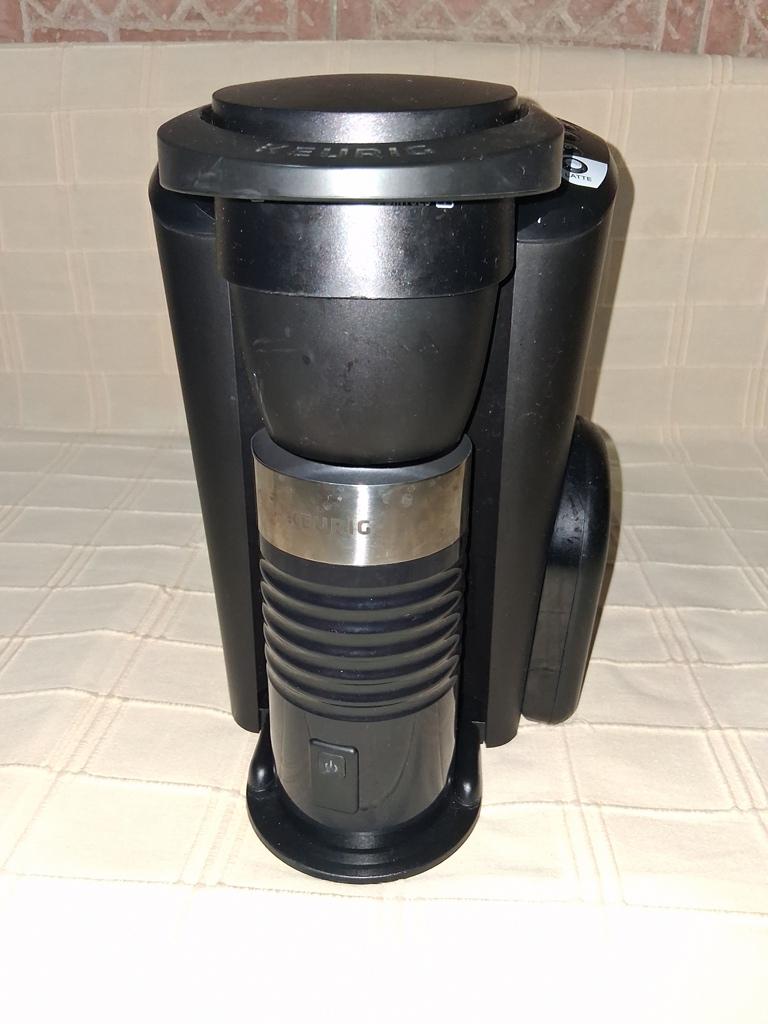 Cafetera Keurig K-Latte K36 con Espumador de Leche  Foto 7320254-4.jpg