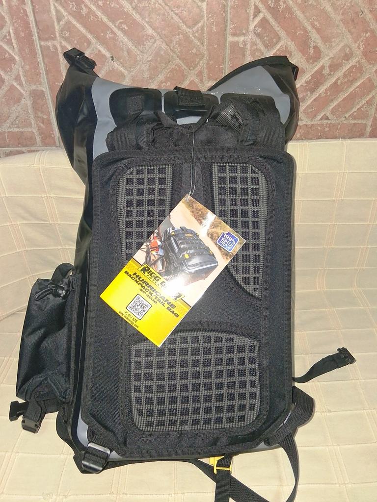 Mochila Impermeable Nelson-Rigg Hurricane 30L  Foto 7320266-4.jpg