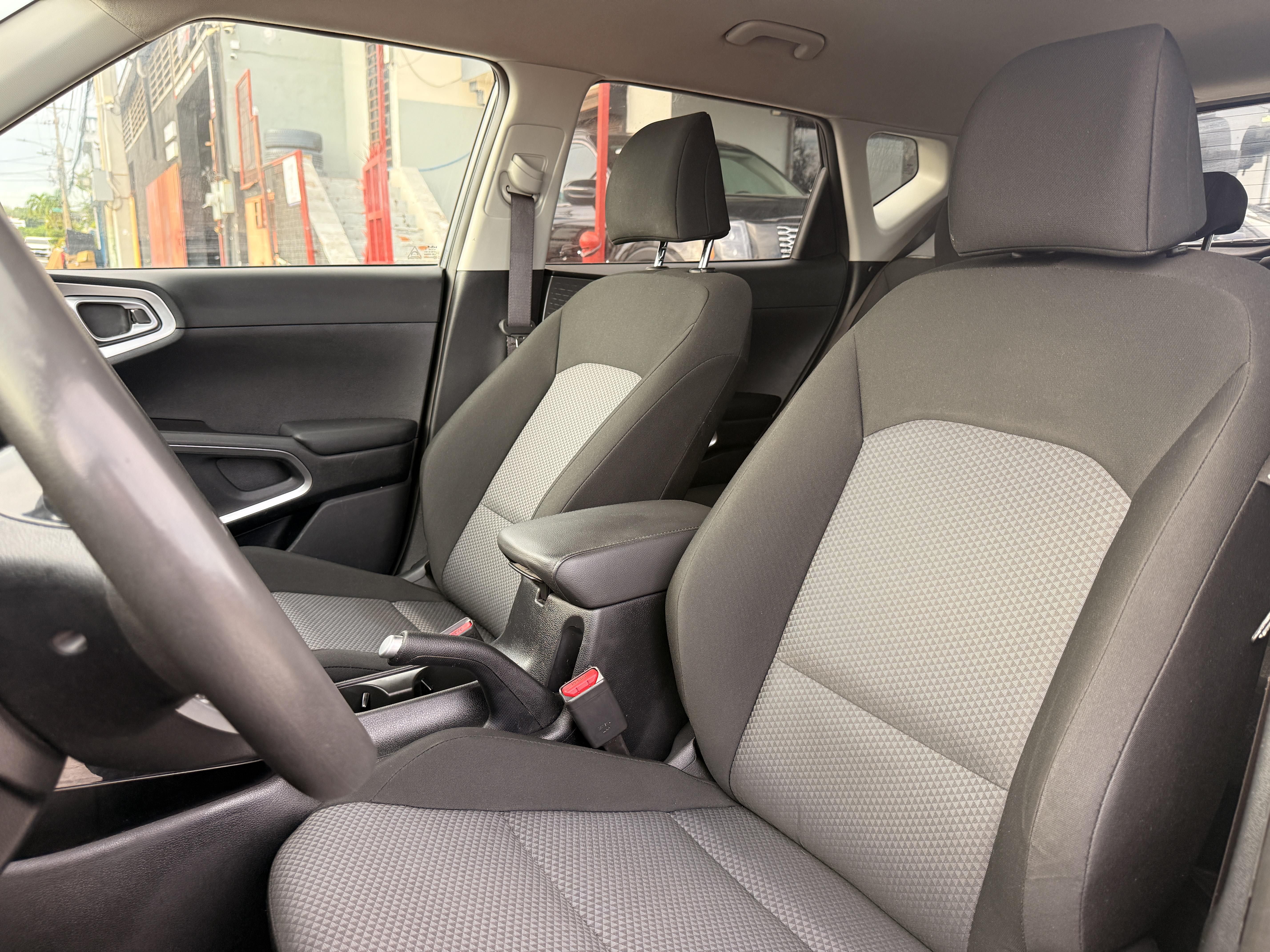 Kia Soul S 2023 Foto 7320385-7.jpg
