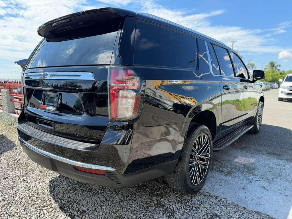 Chevrolet Suburban LTZ 2021  Foto 7320391-3.jpg