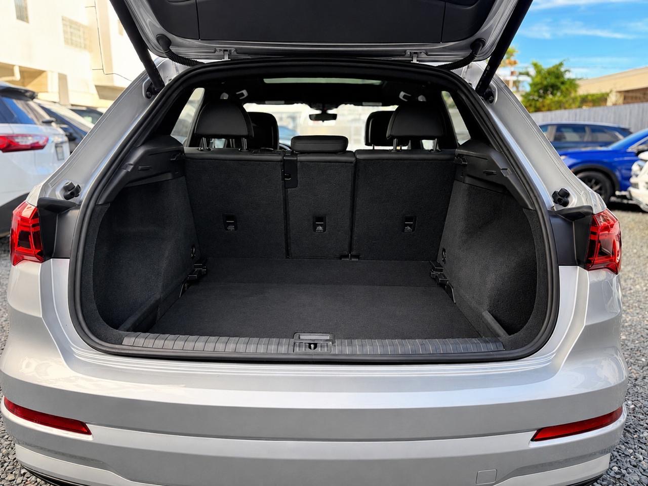 Audi Q3 Quattro Premium Plus 2021 Foto 7320393-9.jpg