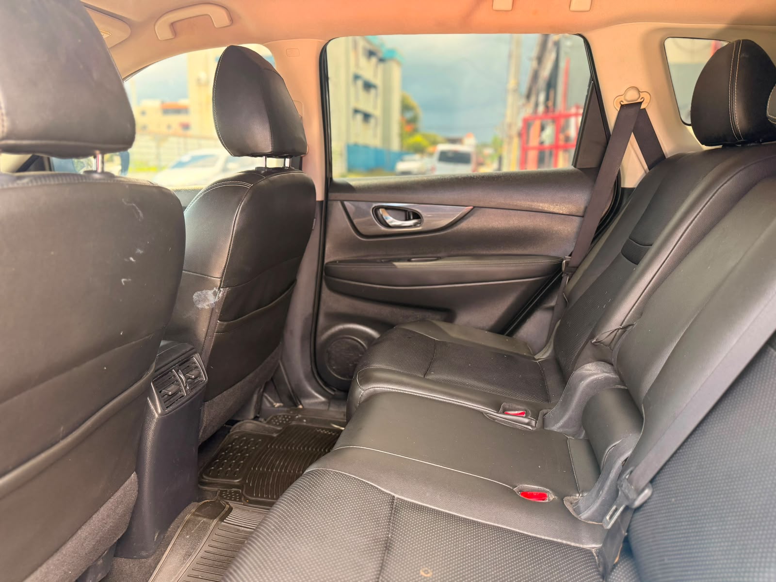 Nissan Rogue SV 2017 Foto 7320410-7.jpg