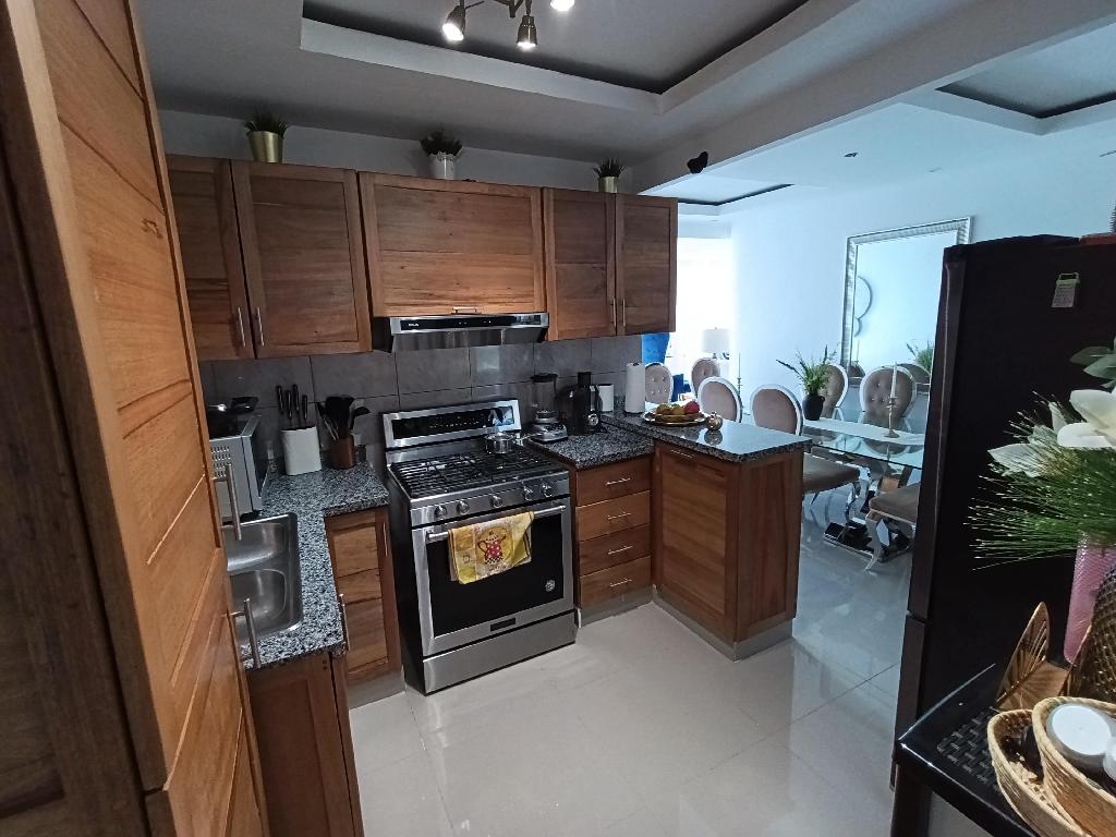 Venta de Apartamento en la Charles de Gaulle!!!!!! Cerca de la avenida Foto 7320441-1.jpg