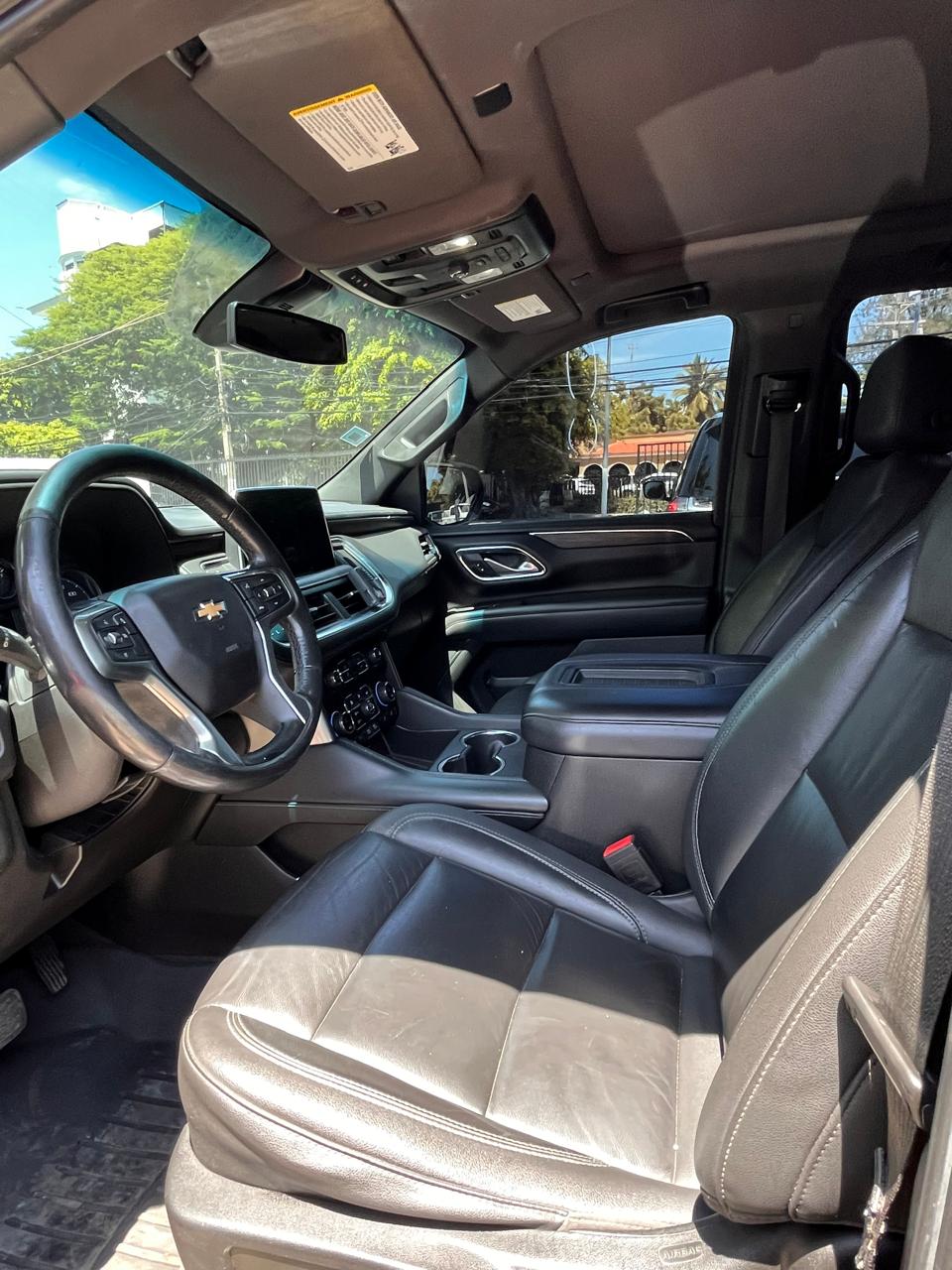 Chevrolet Suburban RST 2021 Foto 7320525-9.jpg