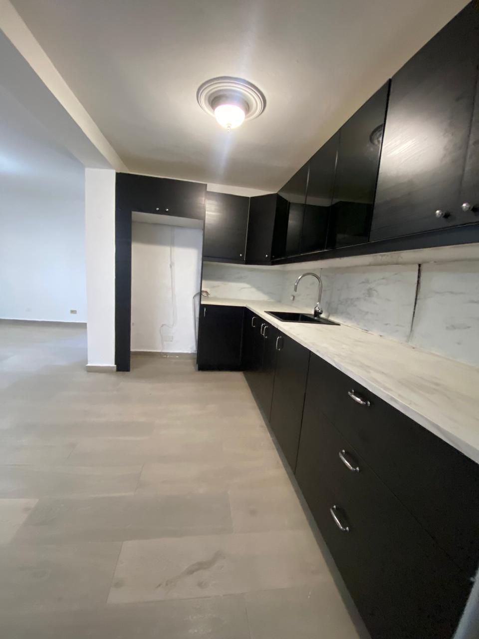 ALQUILO APARTAMENTO EN SERRALLES UN 4 NIVEL Foto 7320623-3.jpg