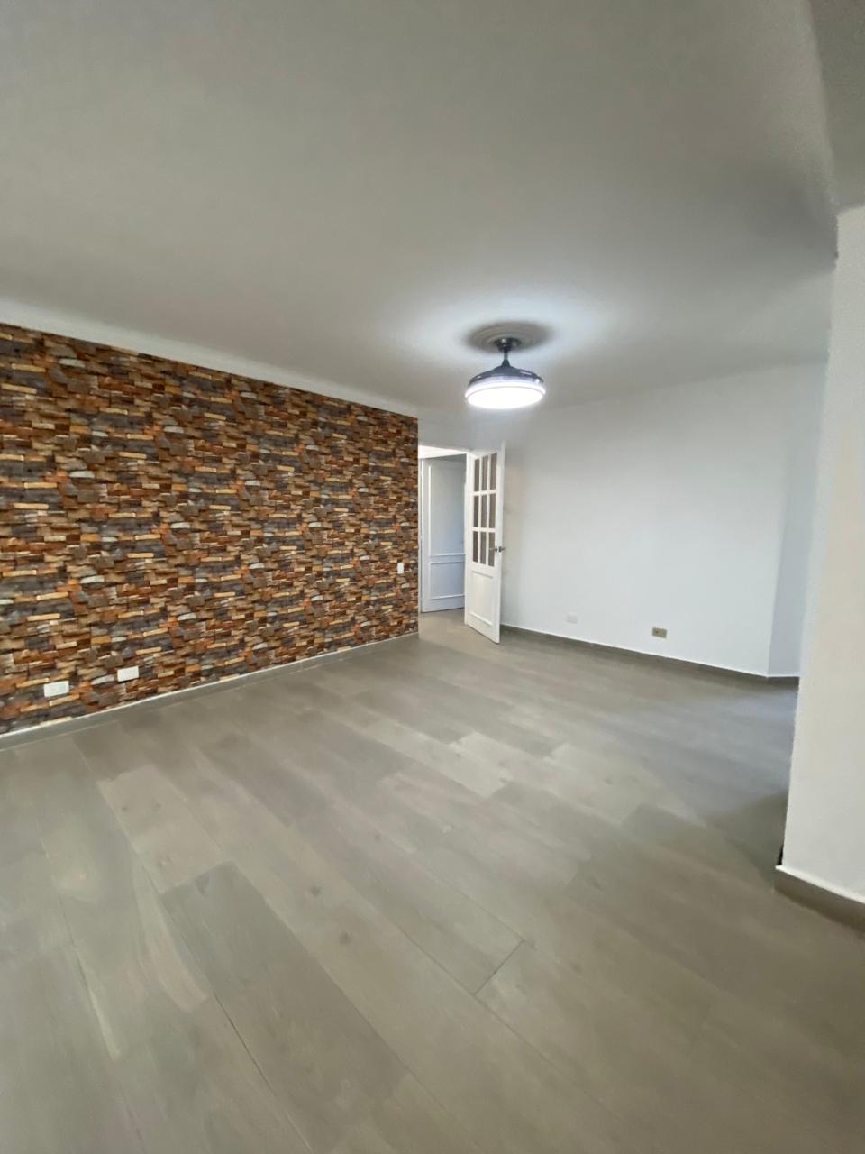 ALQUILO APARTAMENTO EN SERRALLES UN 4 NIVEL Foto 7320623-5.jpg