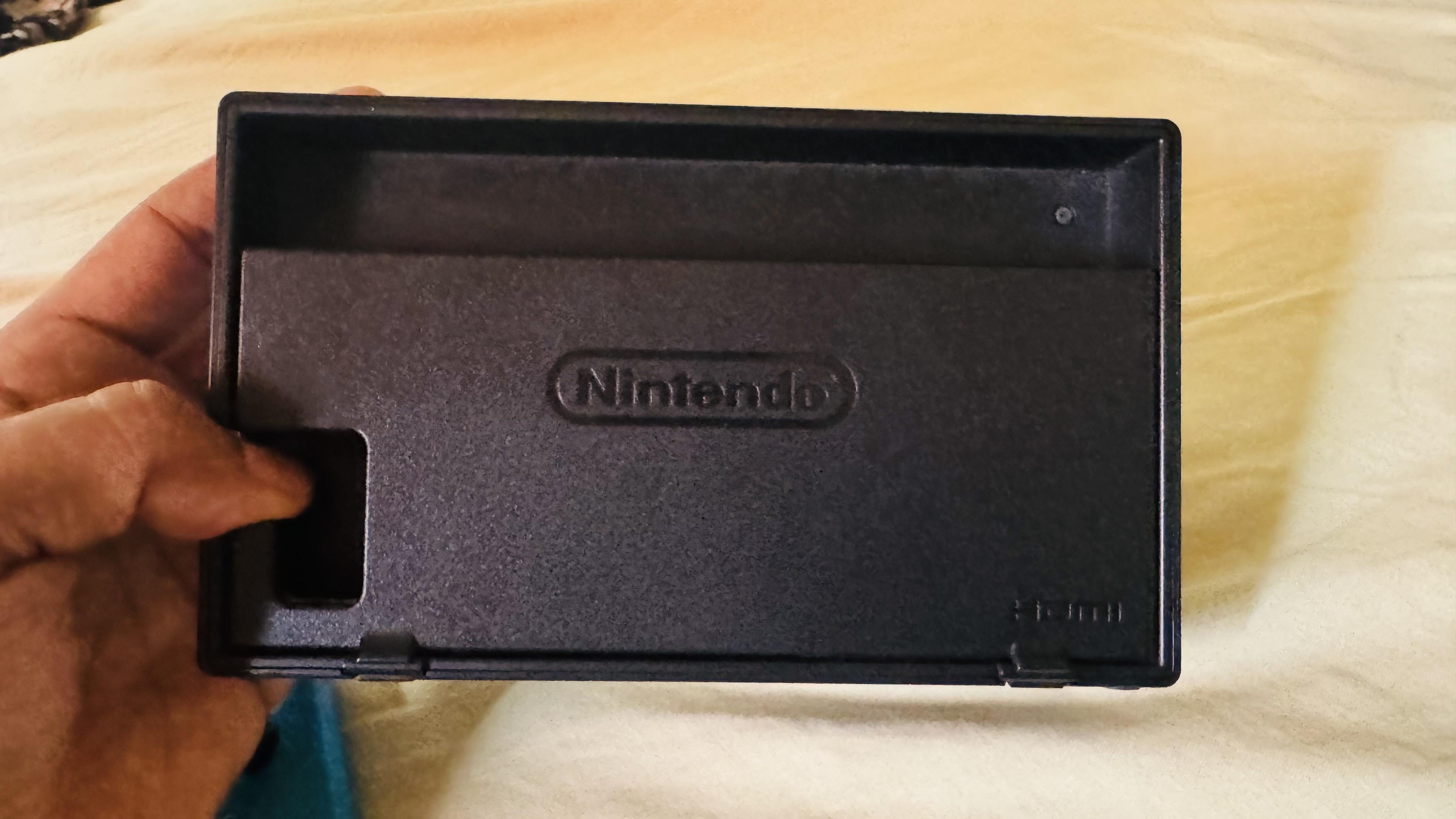 NINTENDO SWITCH V2 CON DOCK Foto 7320720-6.jpg