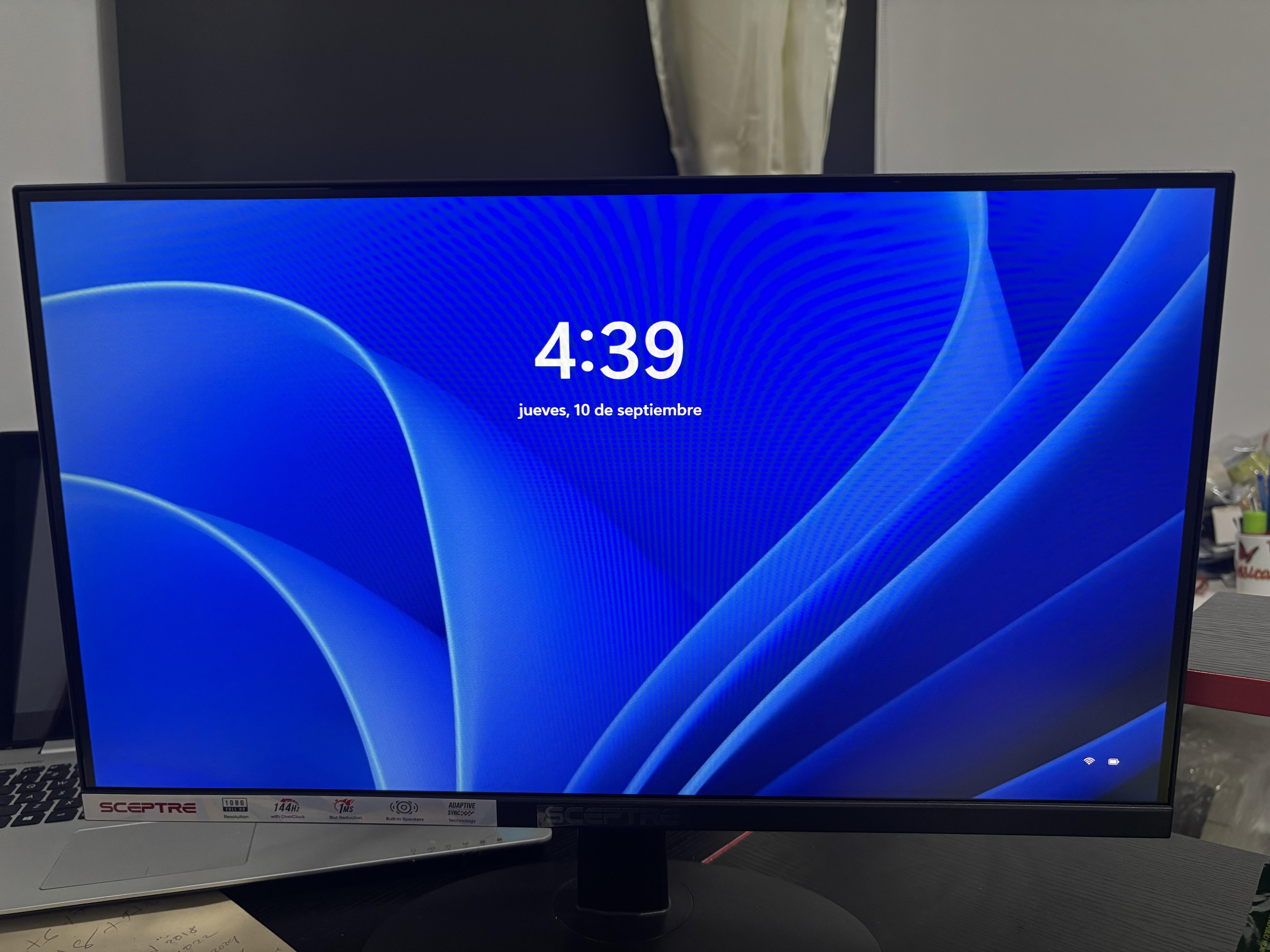 Monitor Sceptre 22”  144Hz  Full HD  Excelente estado Bocina integrada Foto 7320805-2.jpg