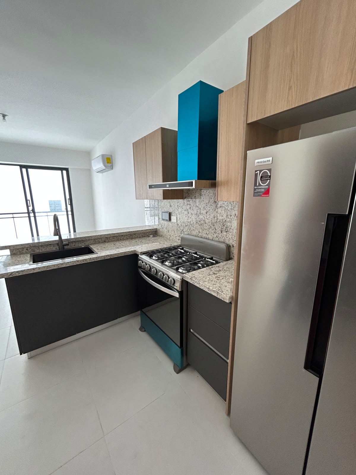 APARTAMENTO EN ALQUILER  TORRE BRANDON NACO Foto 7320806-6.jpg