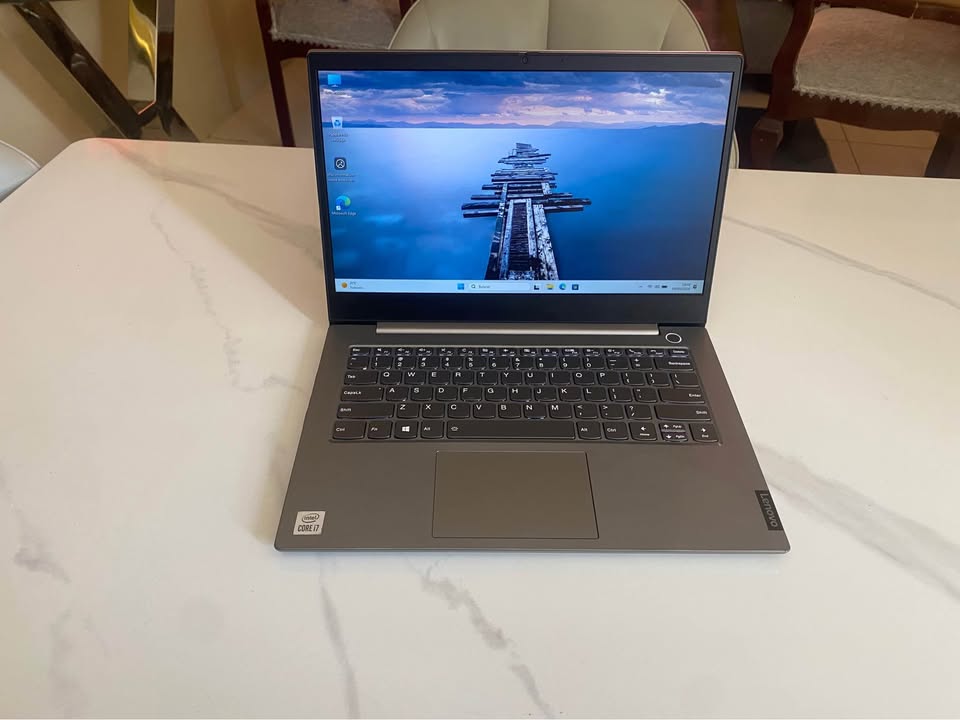 Lenovo ThinkBook 14  i7 10. Gen  16GB RAM  512GB SSD  Teclado Retroilu Foto 7320808-2.jpg