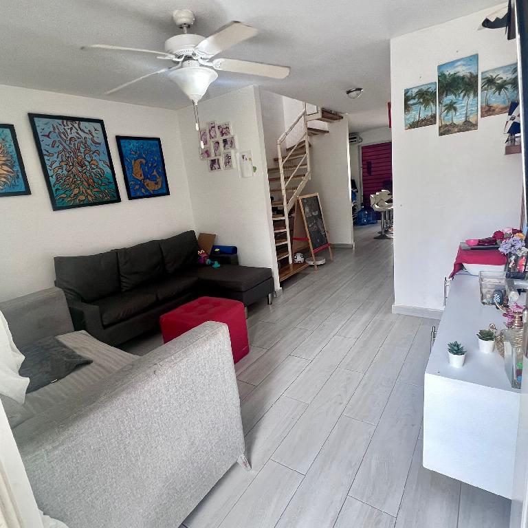 Casa en la Jacobo Majluta residencial se vende amueblada  Colinas del  Foto 7320811-2.jpg