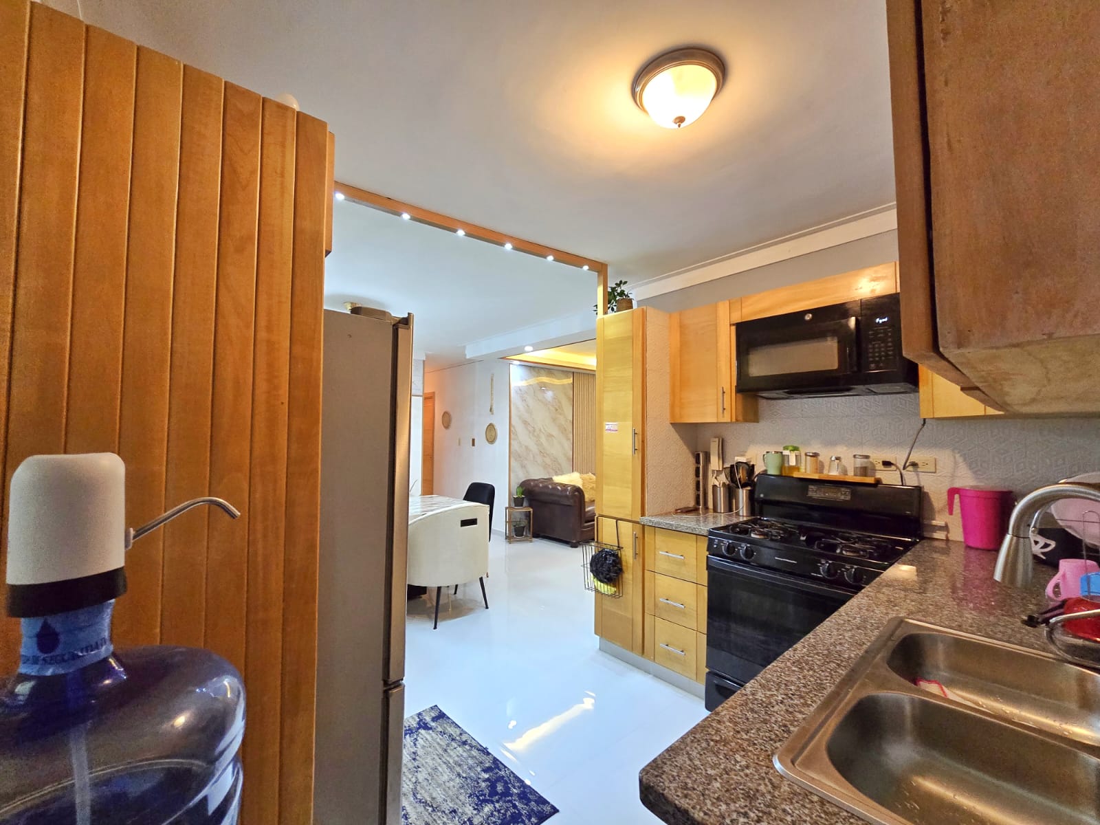 Apartamento en Alquiler Amueblado en San Isidro 1er Piso con Patio cer Foto 7320819-6.jpg