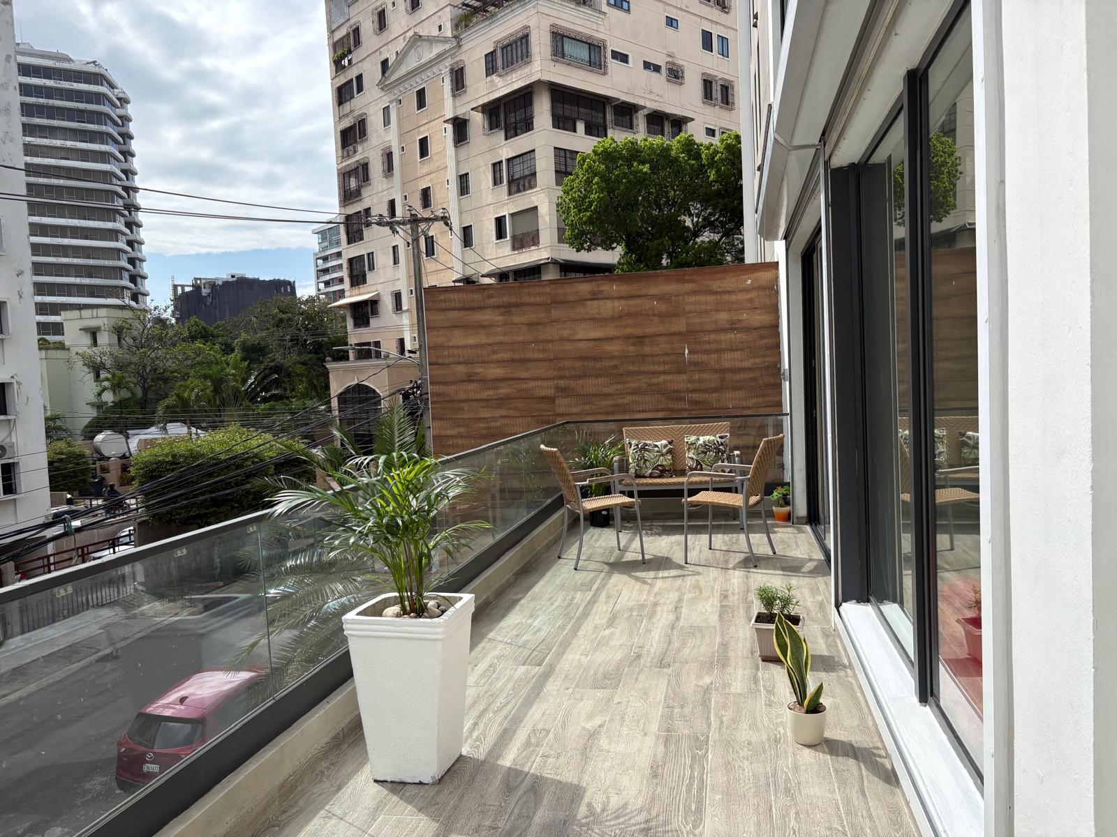 Apartamento en Alquiler en la Esperilla Amueblado 2do pis con terraza Foto 7320821-6.jpg