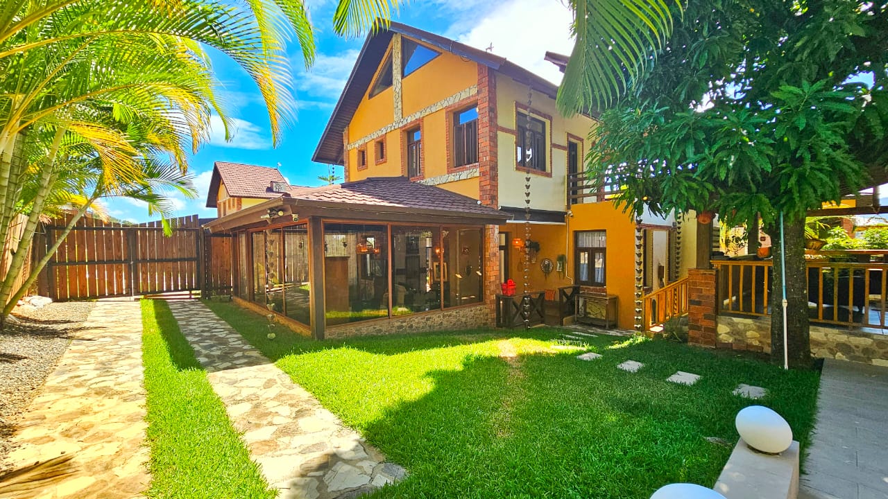 Villa en Jarabacoa en Venta Amueblada con Vista a las montañas Foto 7320825-5.jpg