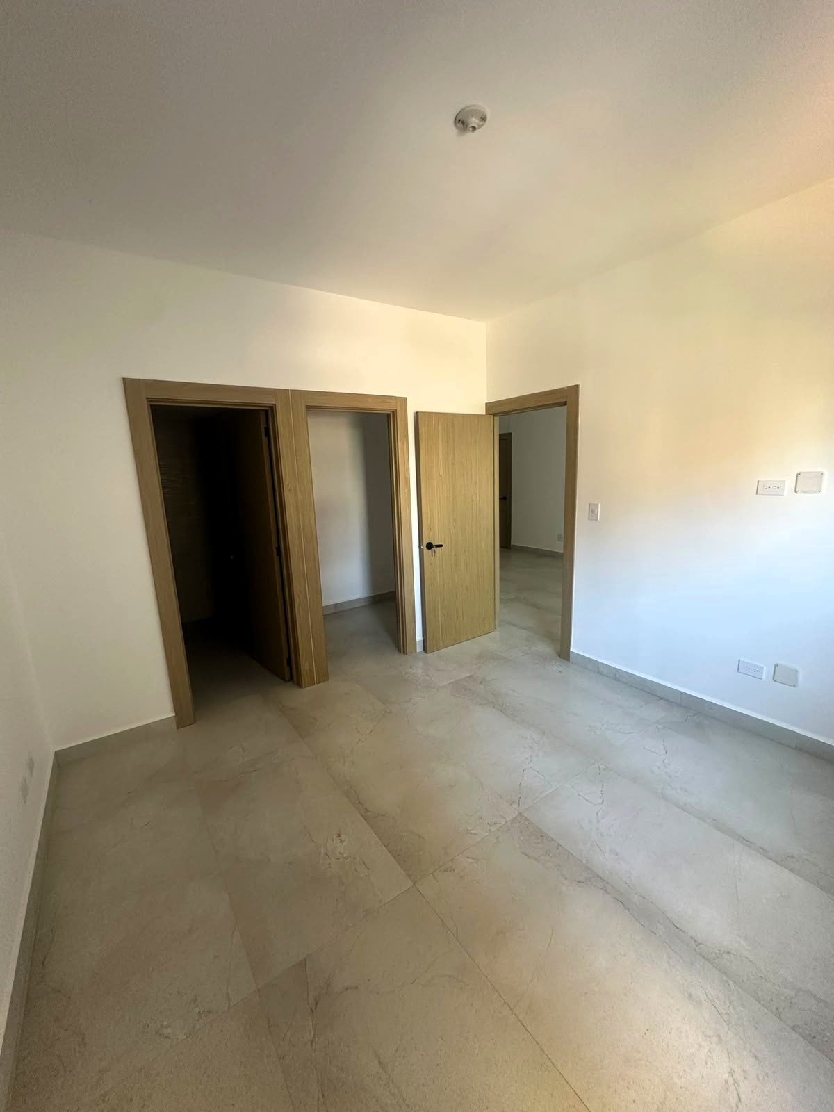 Apartamento Nuevo en la mejor zona de Evaristo Morales Foto 7320828-15.jpg