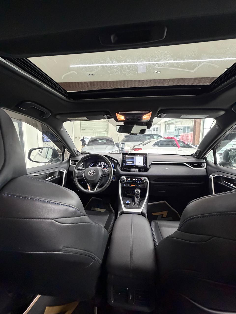 Toyota RAV4 XSE Hybrid 2020 Foto 7320833-10.jpg