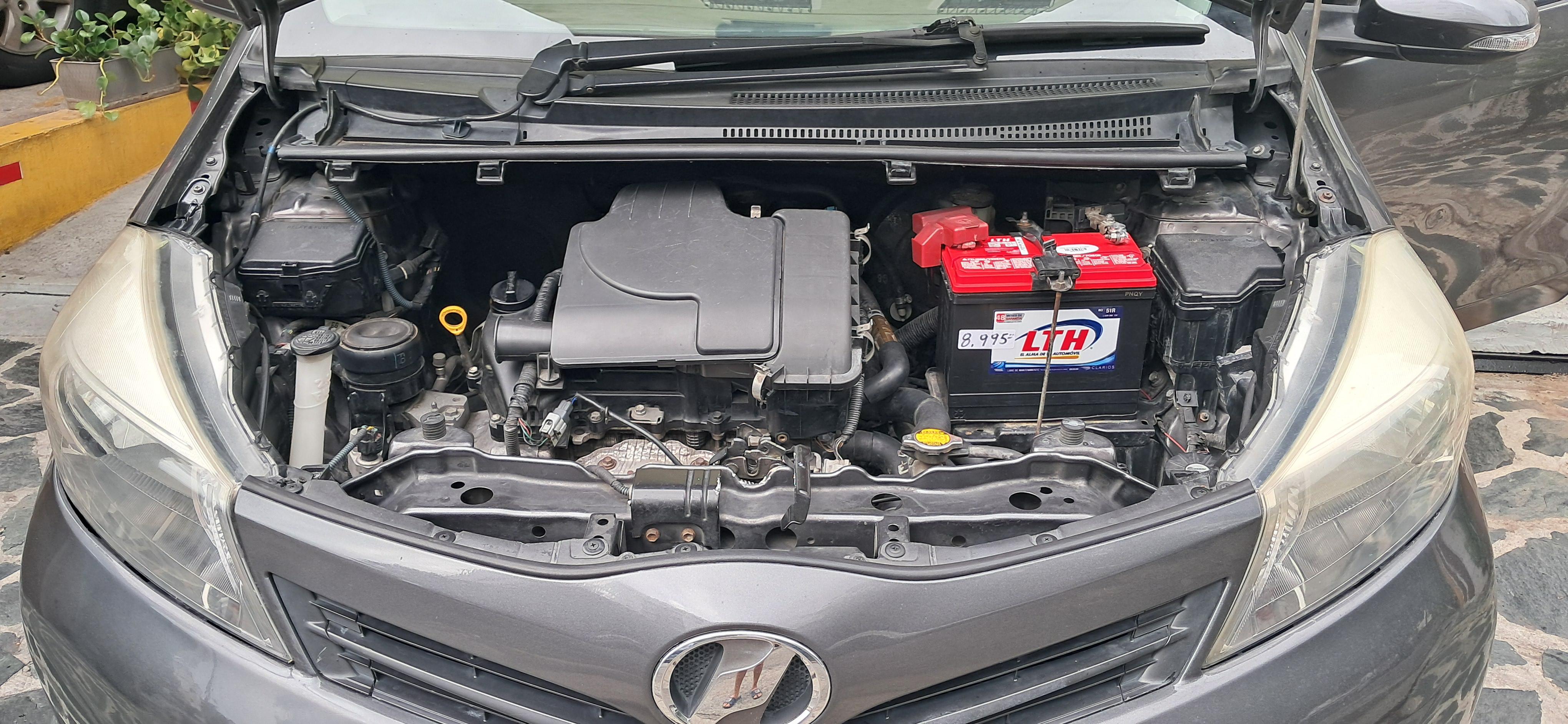 Toyota Vitz 2014 Aros Radio Android Foto 7320910-6.jpg