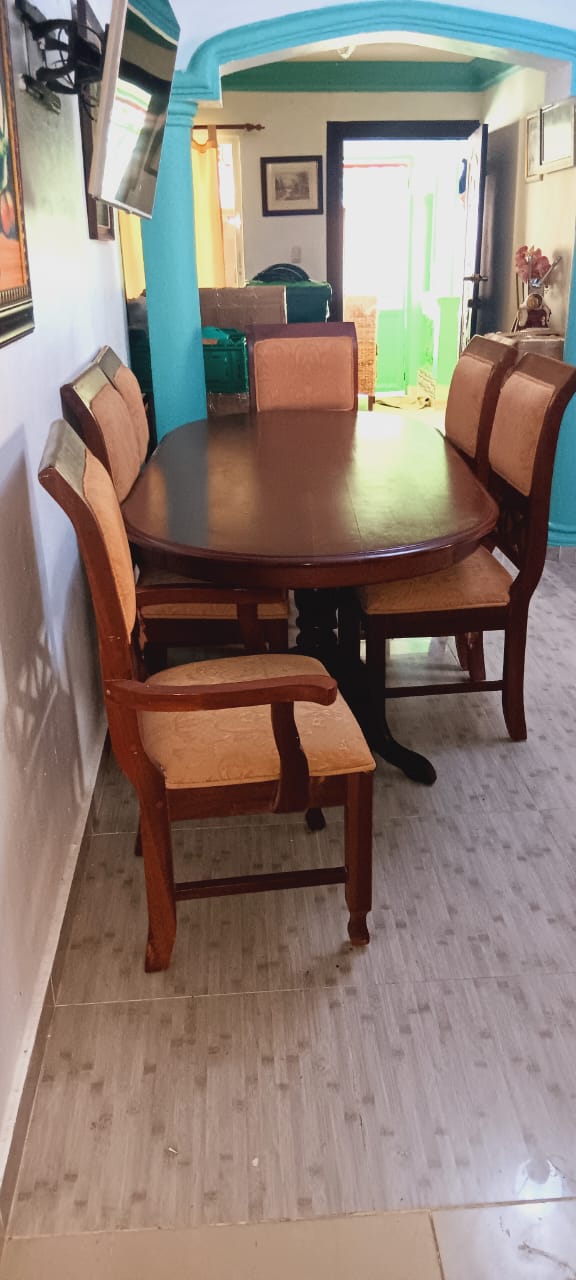 Comedor caoba para repar  Foto 7320991-2.jpg