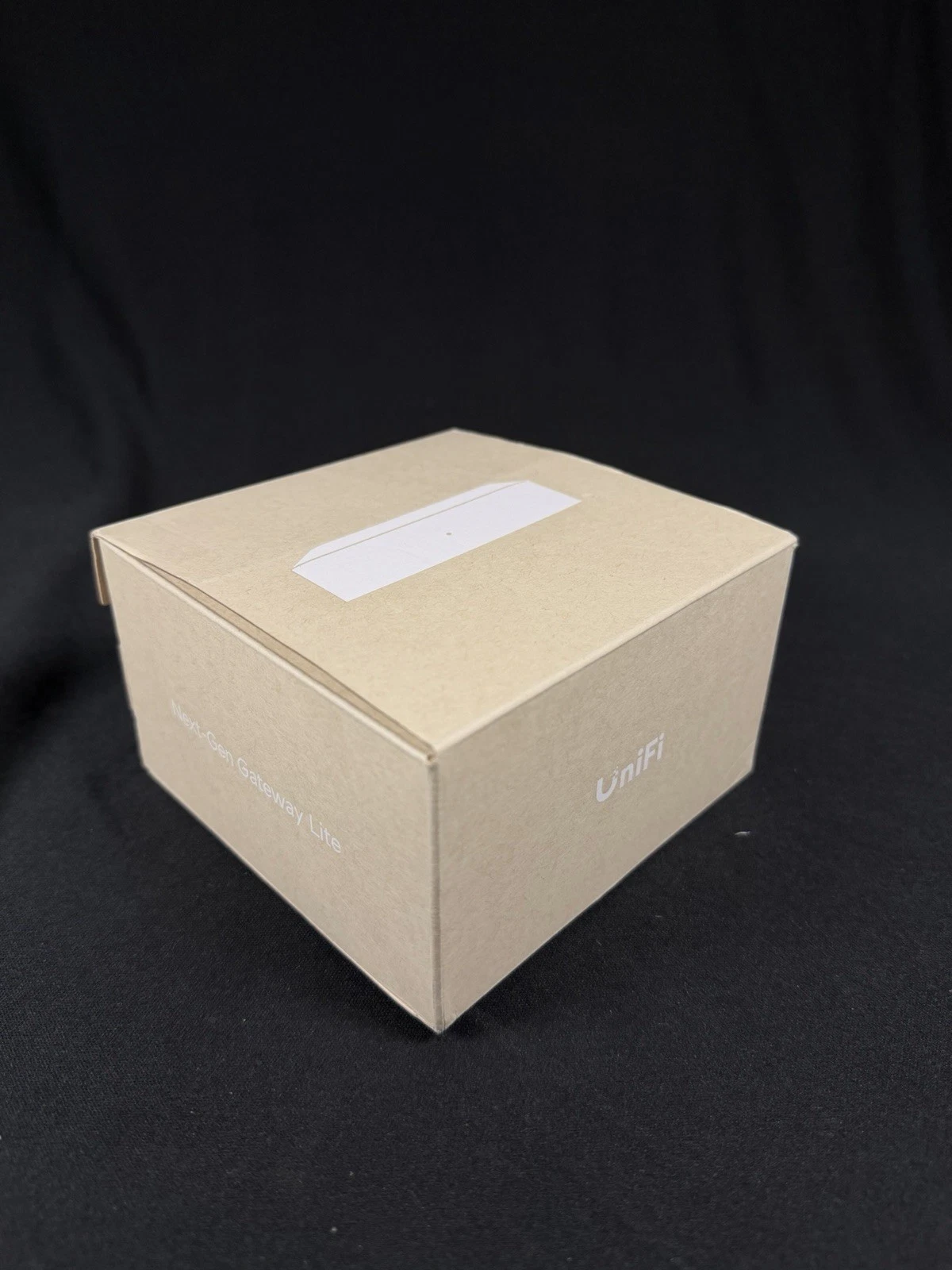 Ubiquiti UXG-Lite Gateway Lite  Foto 7320996-4.jpg
