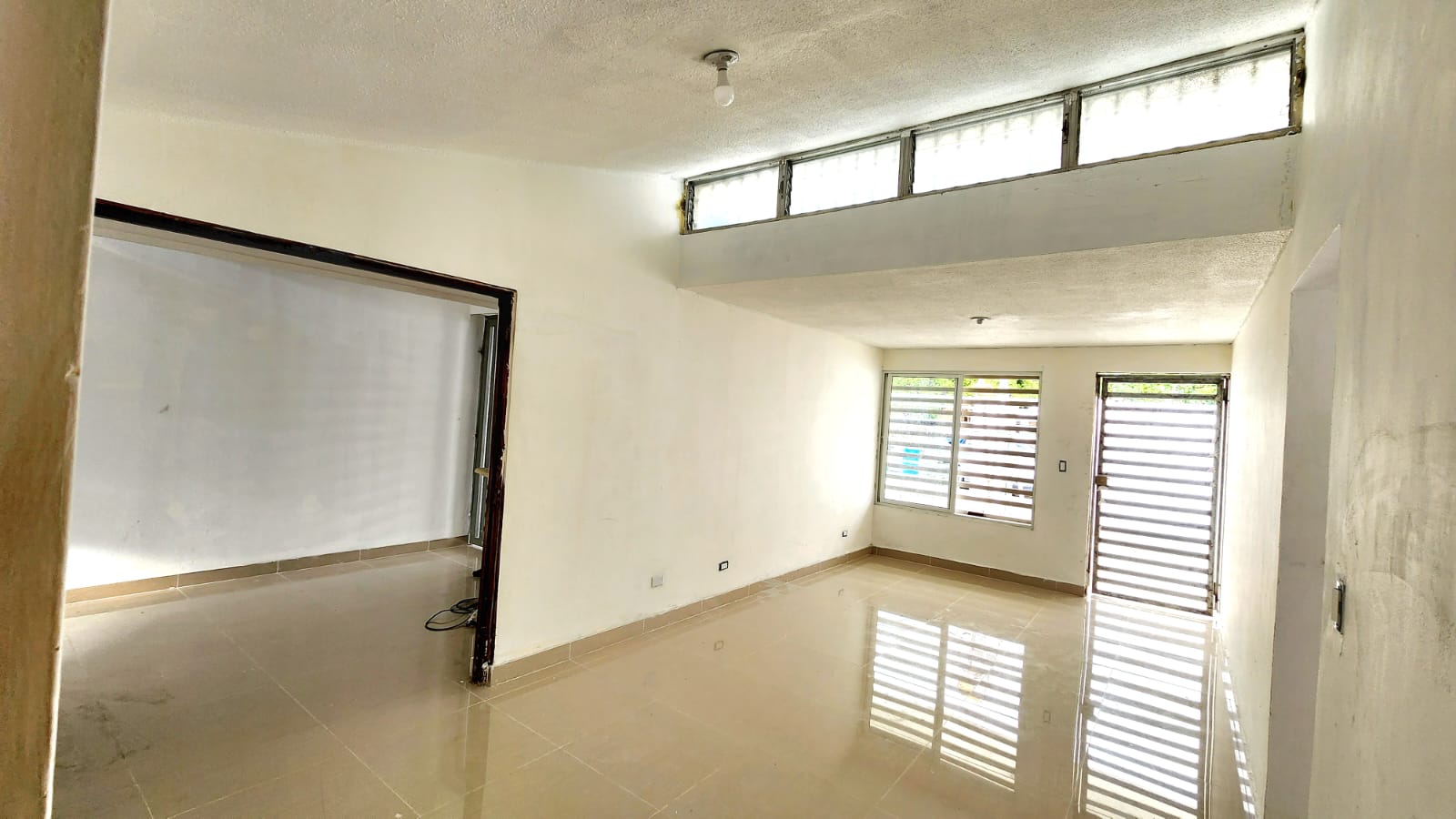 Renta de Casa Residencial o empresa en Av Independencia Alquiler Foto 7321021-4.jpg