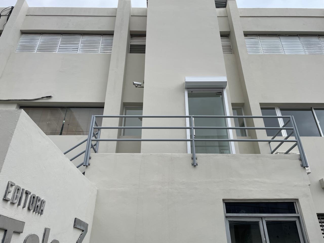 Local Comercial en Alquiler  en Evaristo Morales – Av. 27 de Febrero 3 Foto 7321037-3.jpg