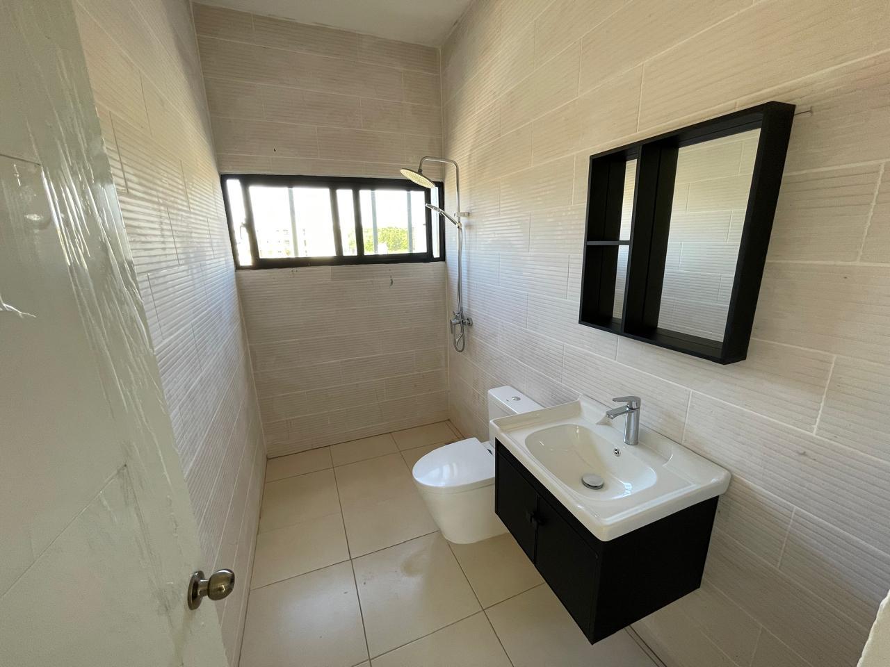 SE VENDEN VILLAS EN BOCA CHICA A SOLO 5 MINUTOS DE LA PLAYA CON LOS ME Foto 7321042-9.jpg