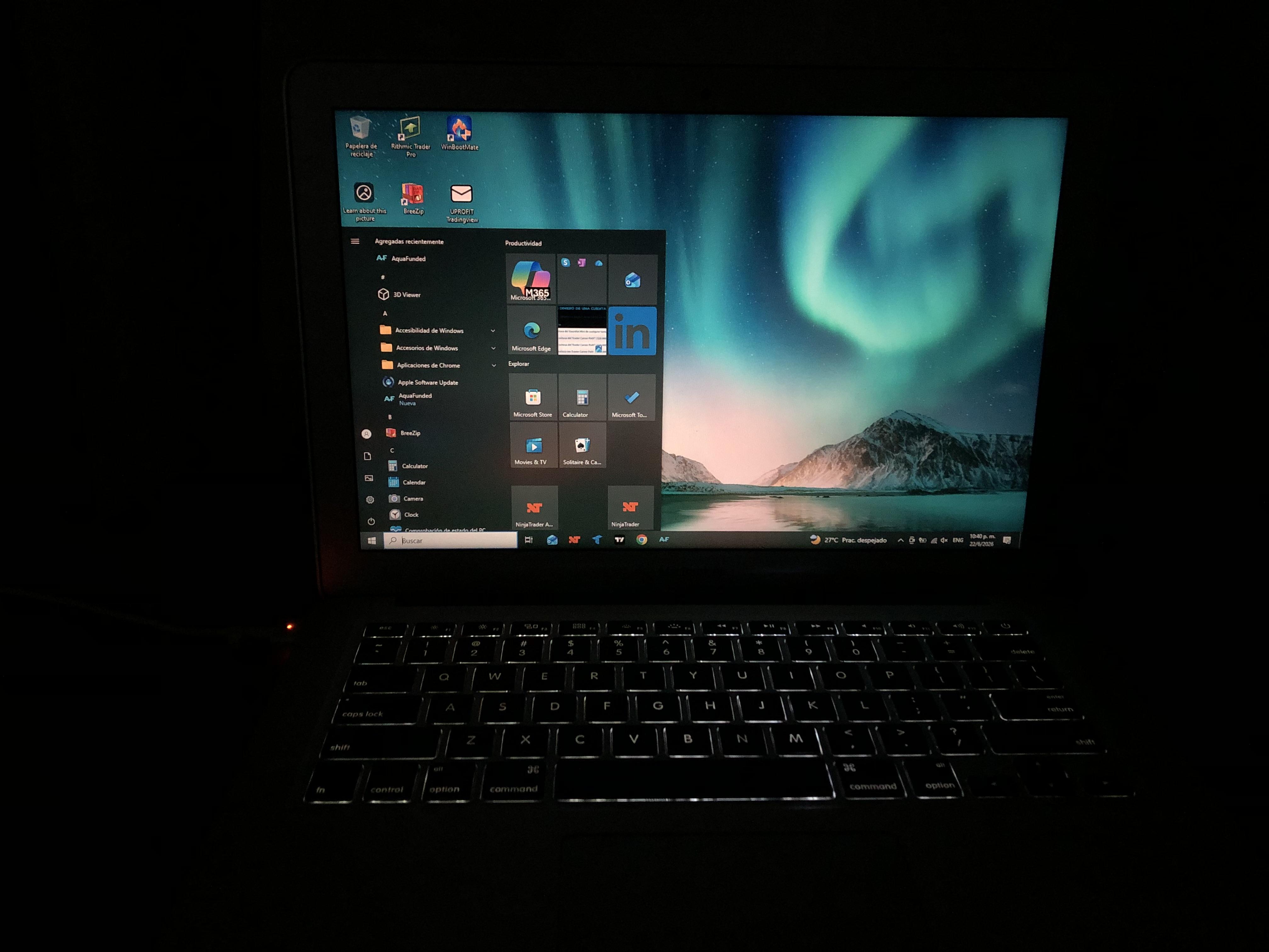 Vendó Apple MAC BOOK AIR 13” i5 4r 2017 es para piezas dejo de prender Foto 7321265-14.jpg