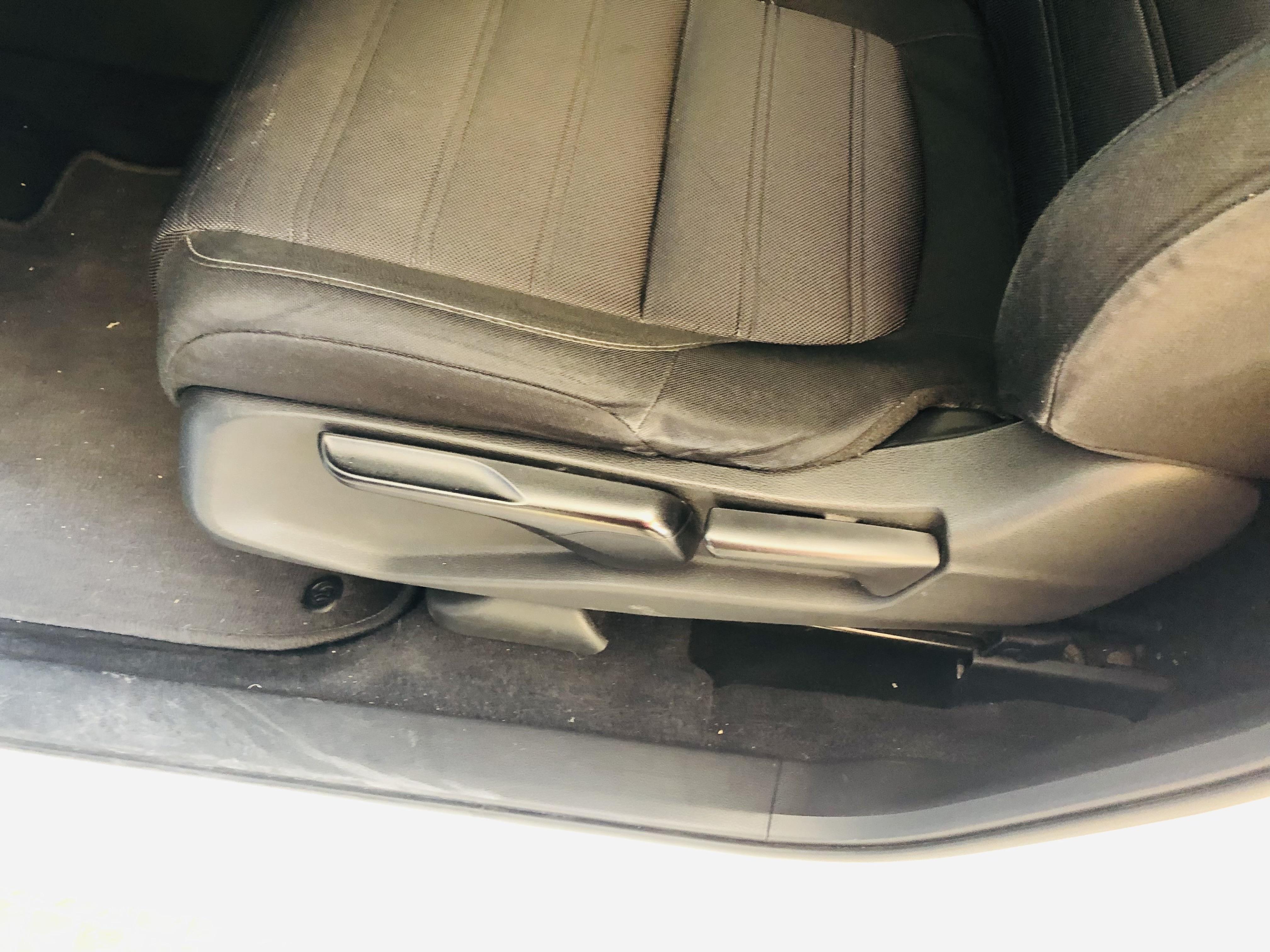 Vendó Crv 2018 ex de la casa agencia bella es la normal  Foto 7321271-12.jpg