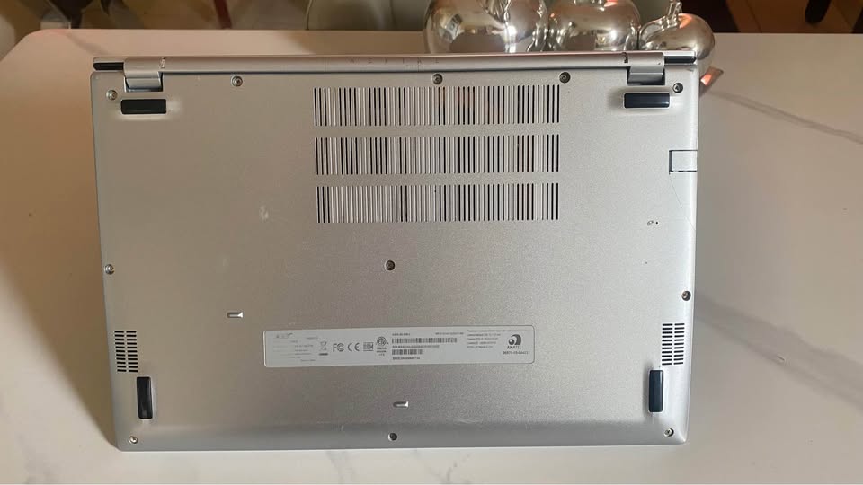Acer Aspire 5  i5 11. Gen 2.4 GHz  8GB RAM  256GB SSD  15.6  Teclado R Foto 7321272-7.jpg