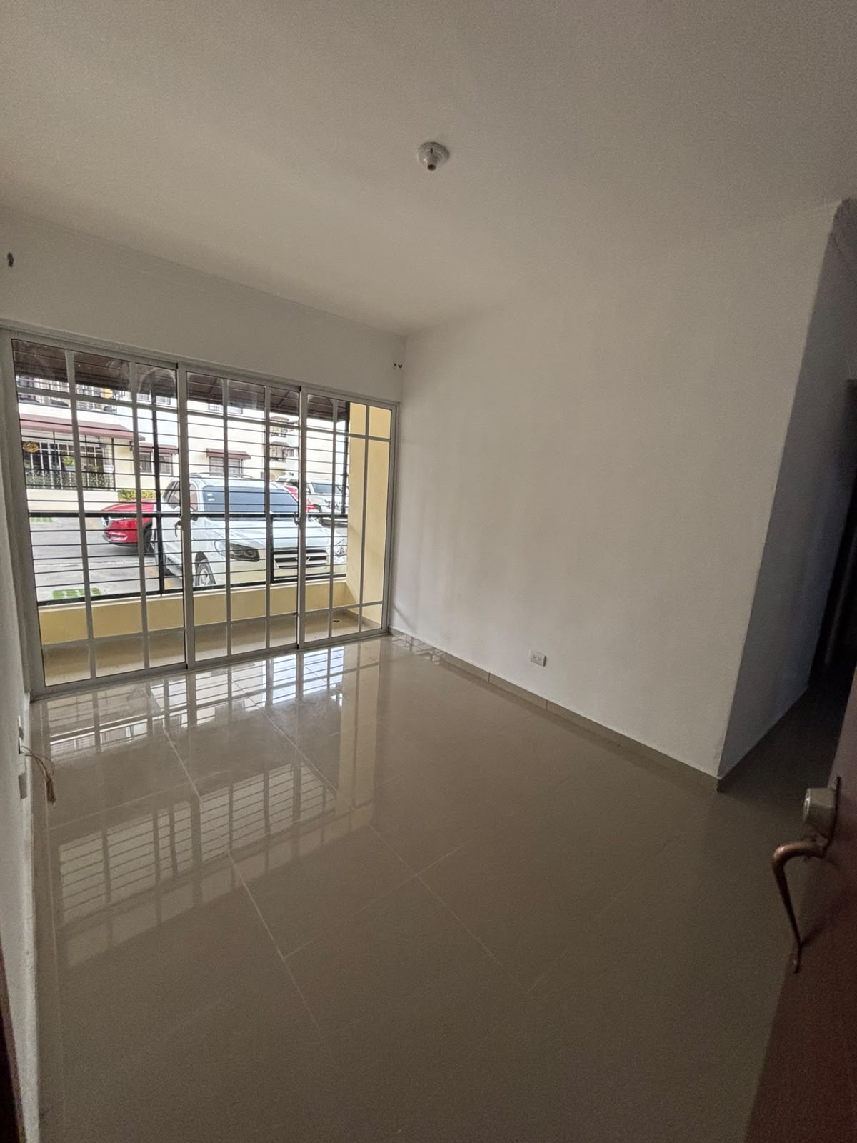 Hermoso Apartamento 3H en Alquiler Santo Domingo Este Foto 7321275-13.jpg