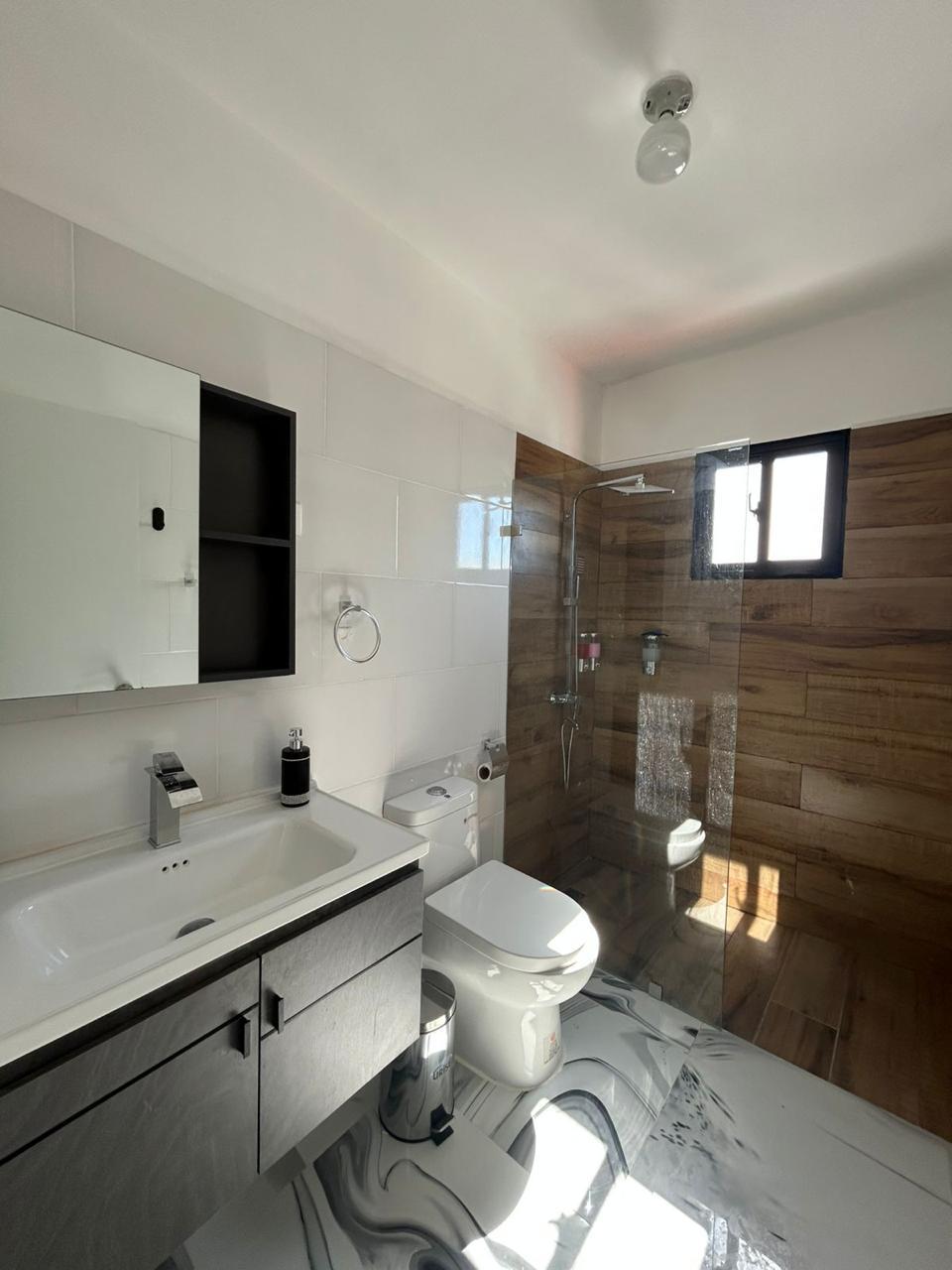 Vendo casa en Punta Cana RD  Foto 7321289-3.jpg